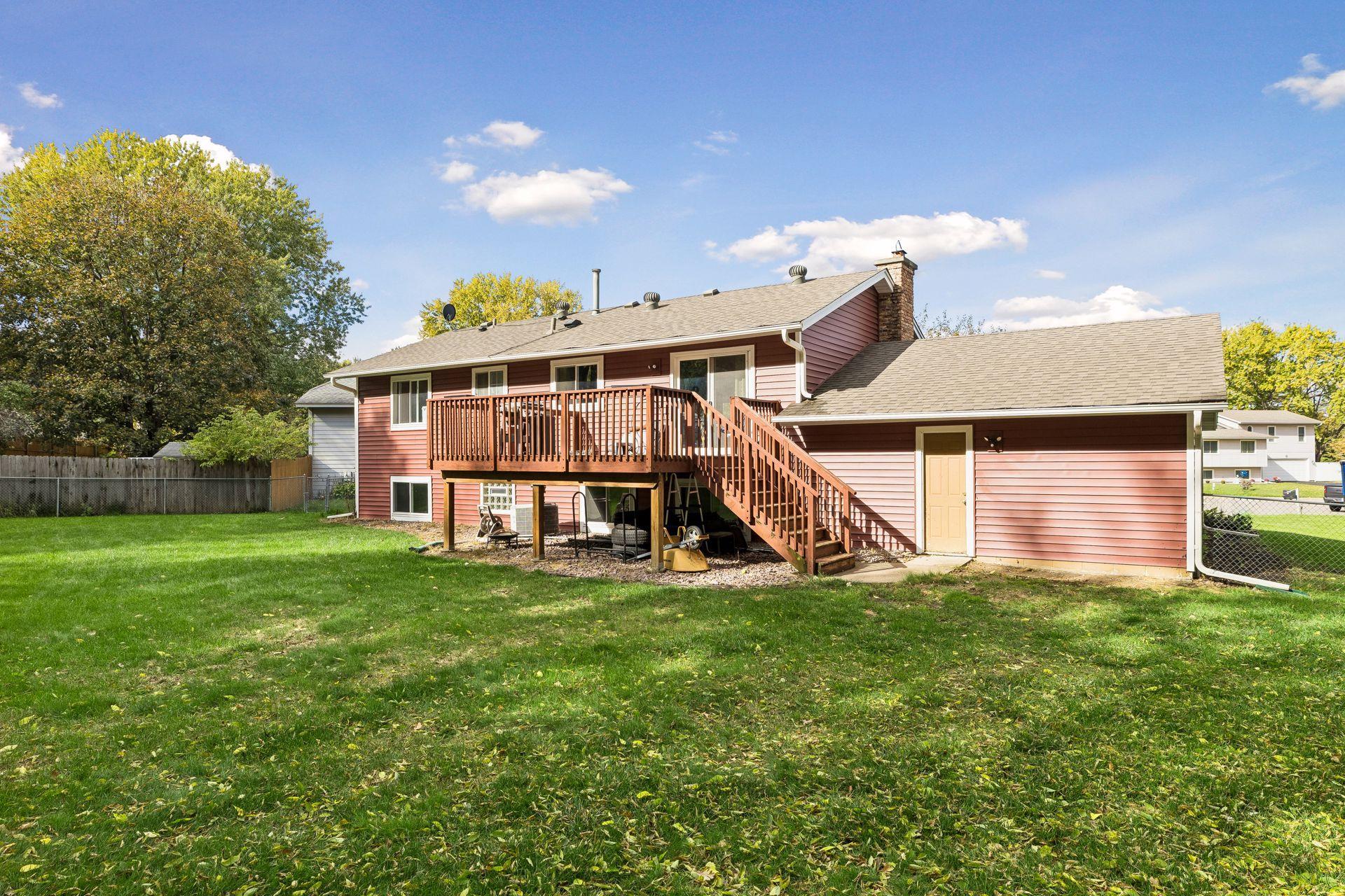 View of Residential at 12313 Michelle Circle, Burnsville MN 55337, Burnsville (31 of 35) - Mike Wilen | Minnesota Team Real Estate