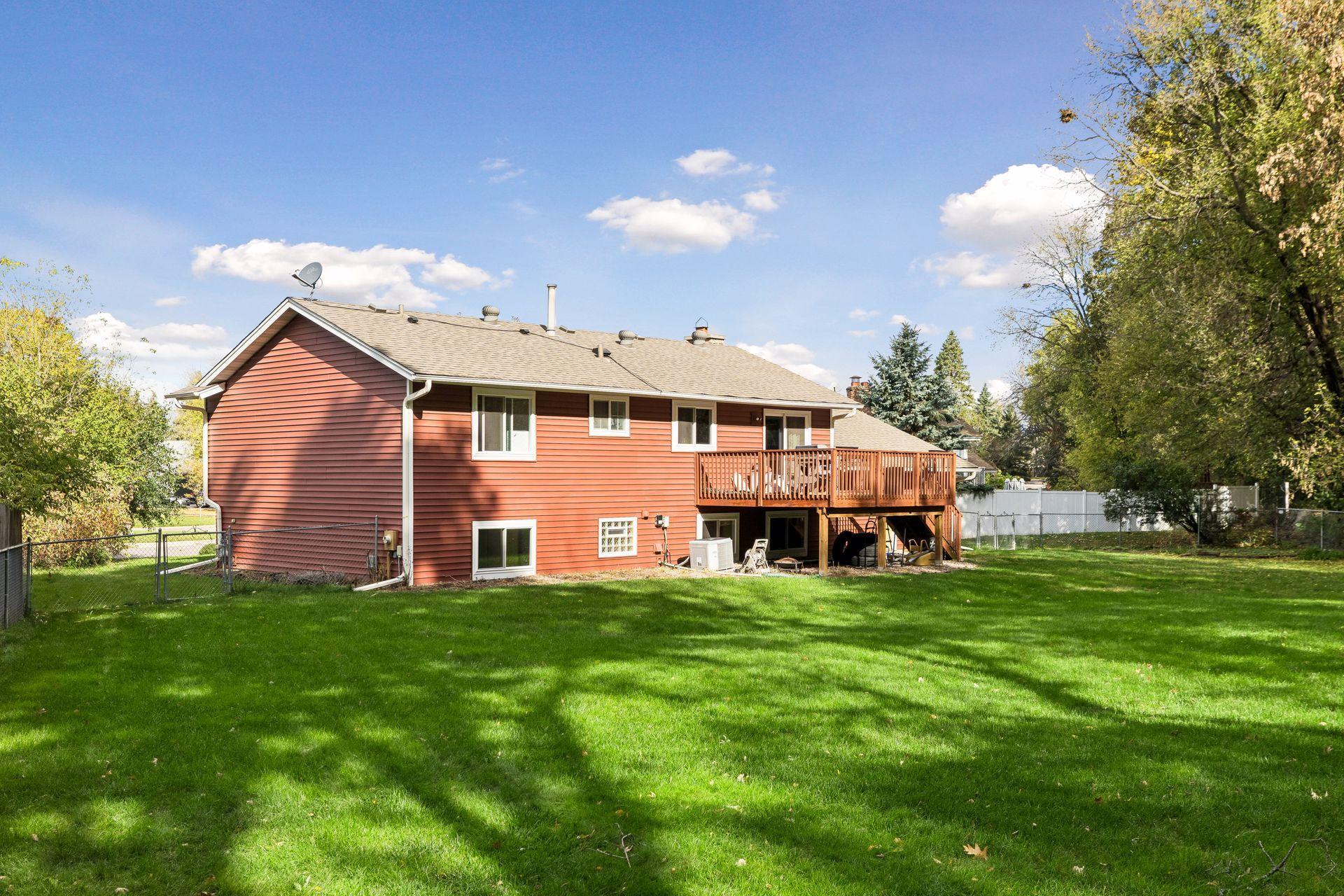 View of Residential at 12313 Michelle Circle, Burnsville MN 55337, Burnsville (29 of 35) - Mike Wilen | Minnesota Team Real Estate