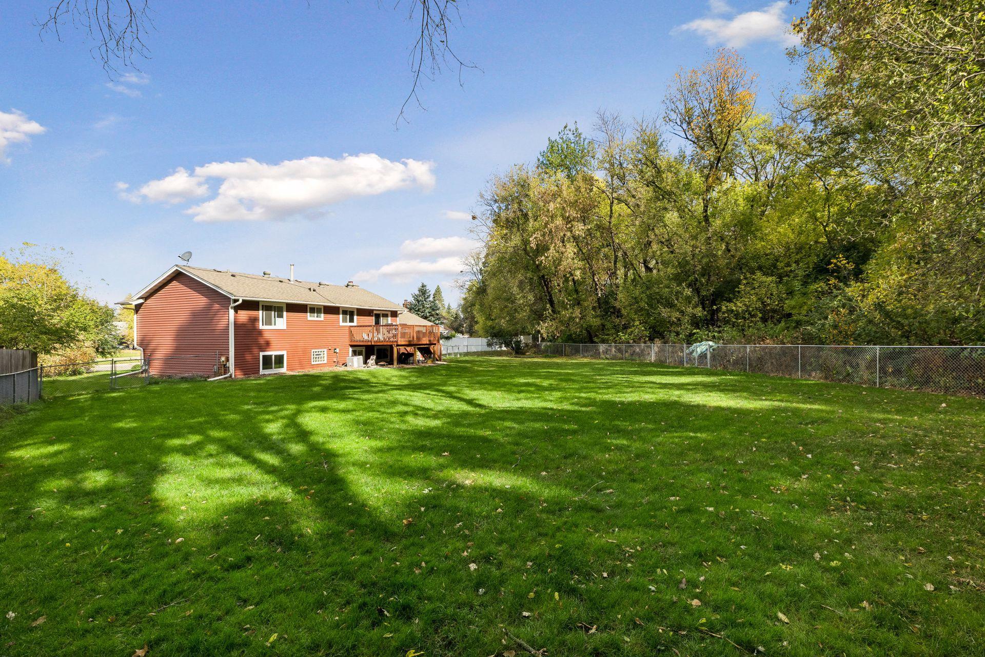 View of Residential at 12313 Michelle Circle, Burnsville MN 55337, Burnsville (28 of 35) - Mike Wilen | Minnesota Team Real Estate