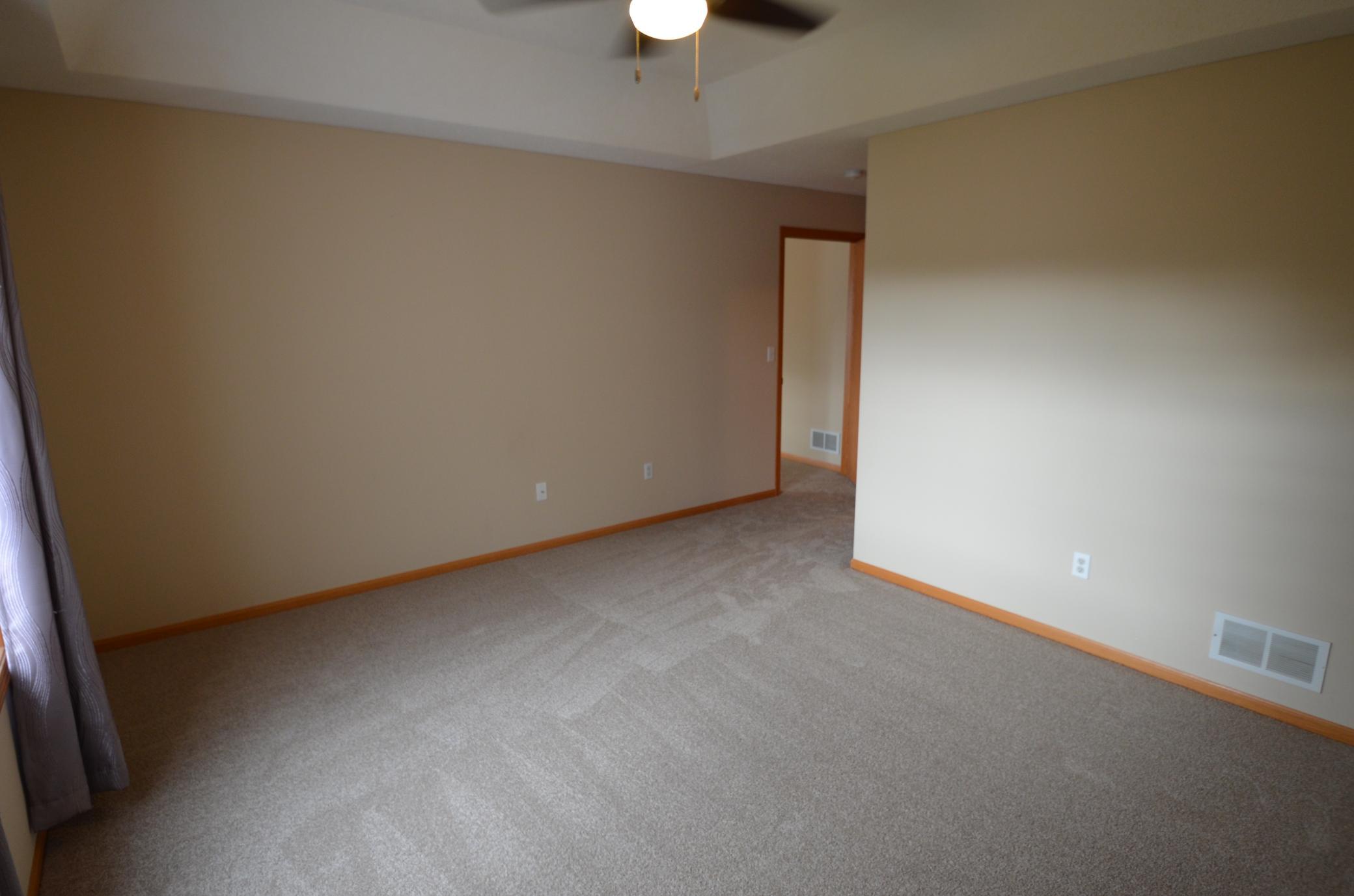 View of Residential at 194 Emerson Avenue, West Saint Paul MN 55118, West Saint Paul (21 of 61) - Mike Wilen | Minnesota Team Real Estate
