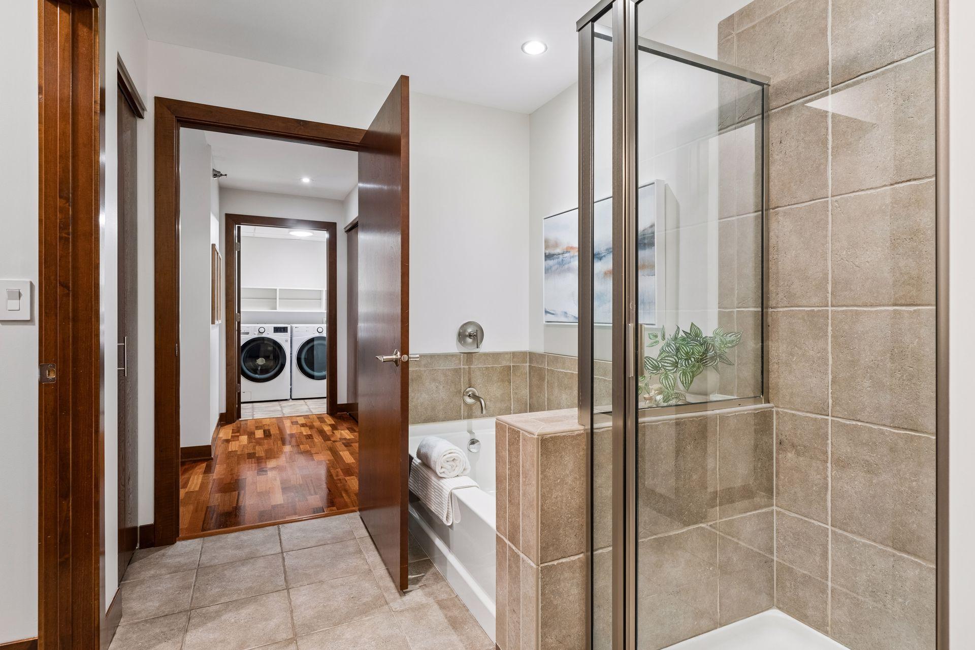 View of Residential at 317 Groveland Avenue #116, Minneapolis MN 55403, Minneapolis (19 of 61) - Mike Wilen | Minnesota Team Real Estate