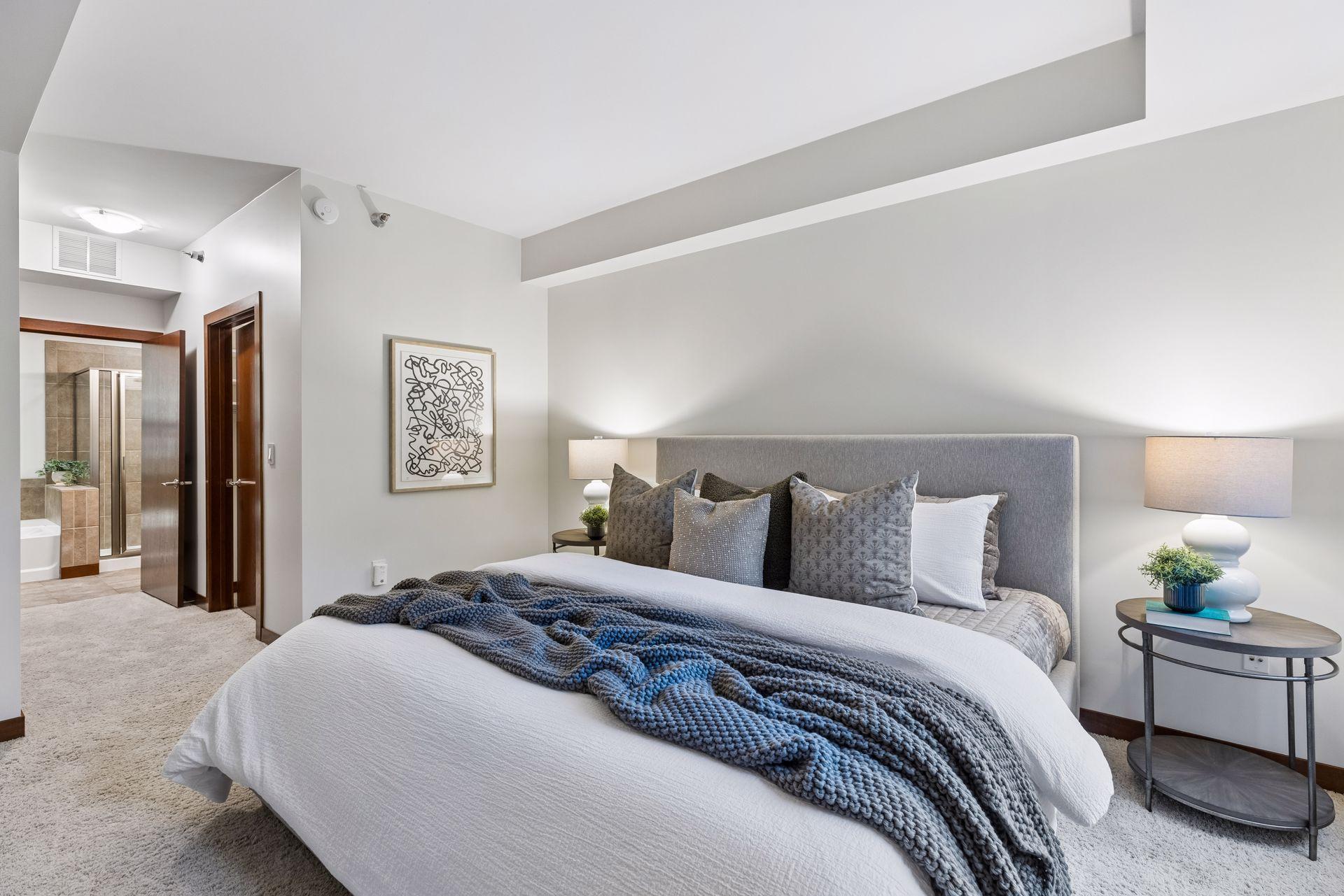 View of Residential at 317 Groveland Avenue #116, Minneapolis MN 55403, Minneapolis (15 of 61) - Mike Wilen | Minnesota Team Real Estate