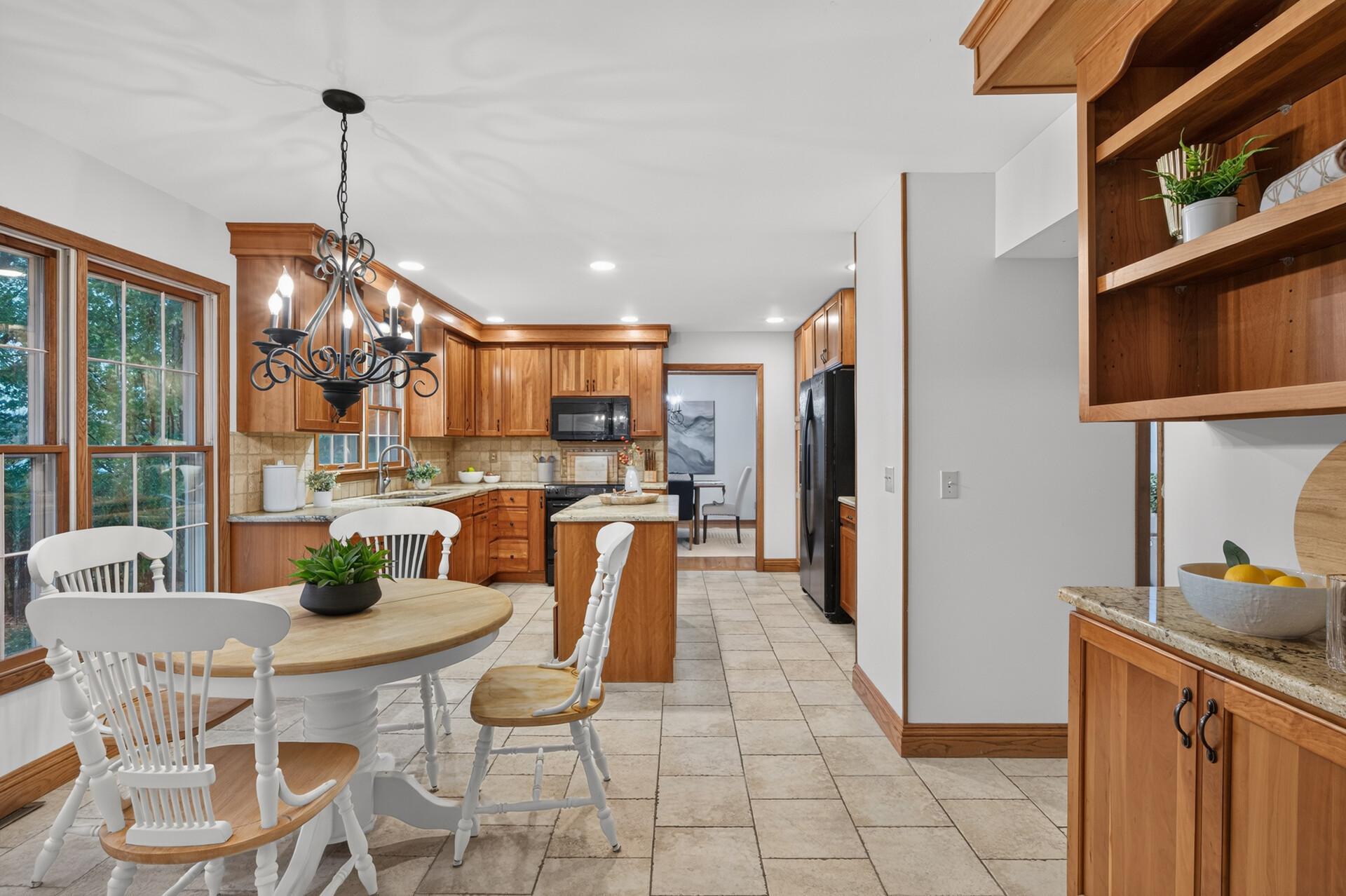 View of Residential at 8906 138th Street Court, Apple Valley MN 55124, Apple Valley (16 of 43) - Mike Wilen | Minnesota Team Real Estate