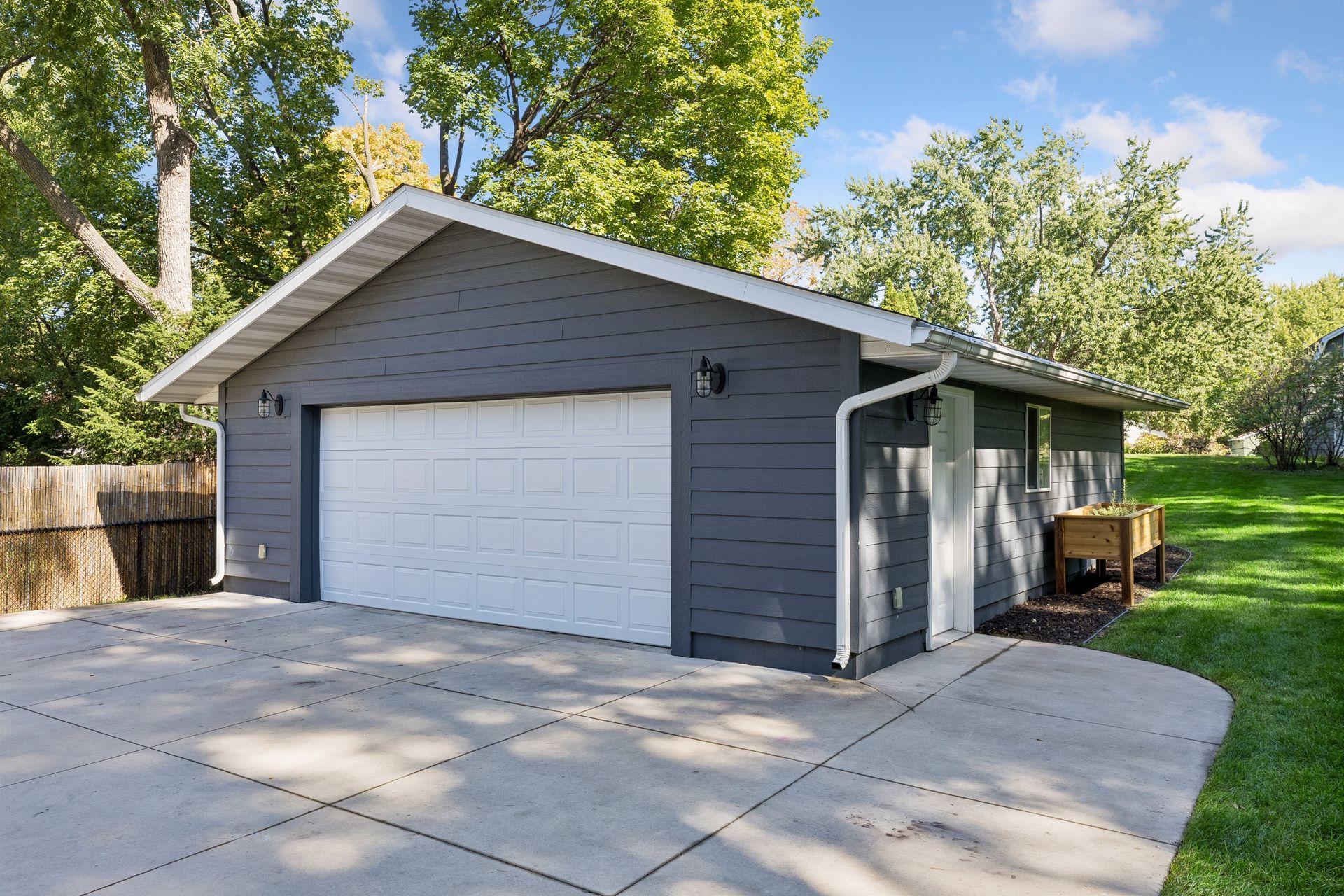 View of Residential at 1420 Yosemite Avenue, Golden Valley MN 55422, Golden Valley (6 of 48) - Mike Wilen | Minnesota Team Real Estate