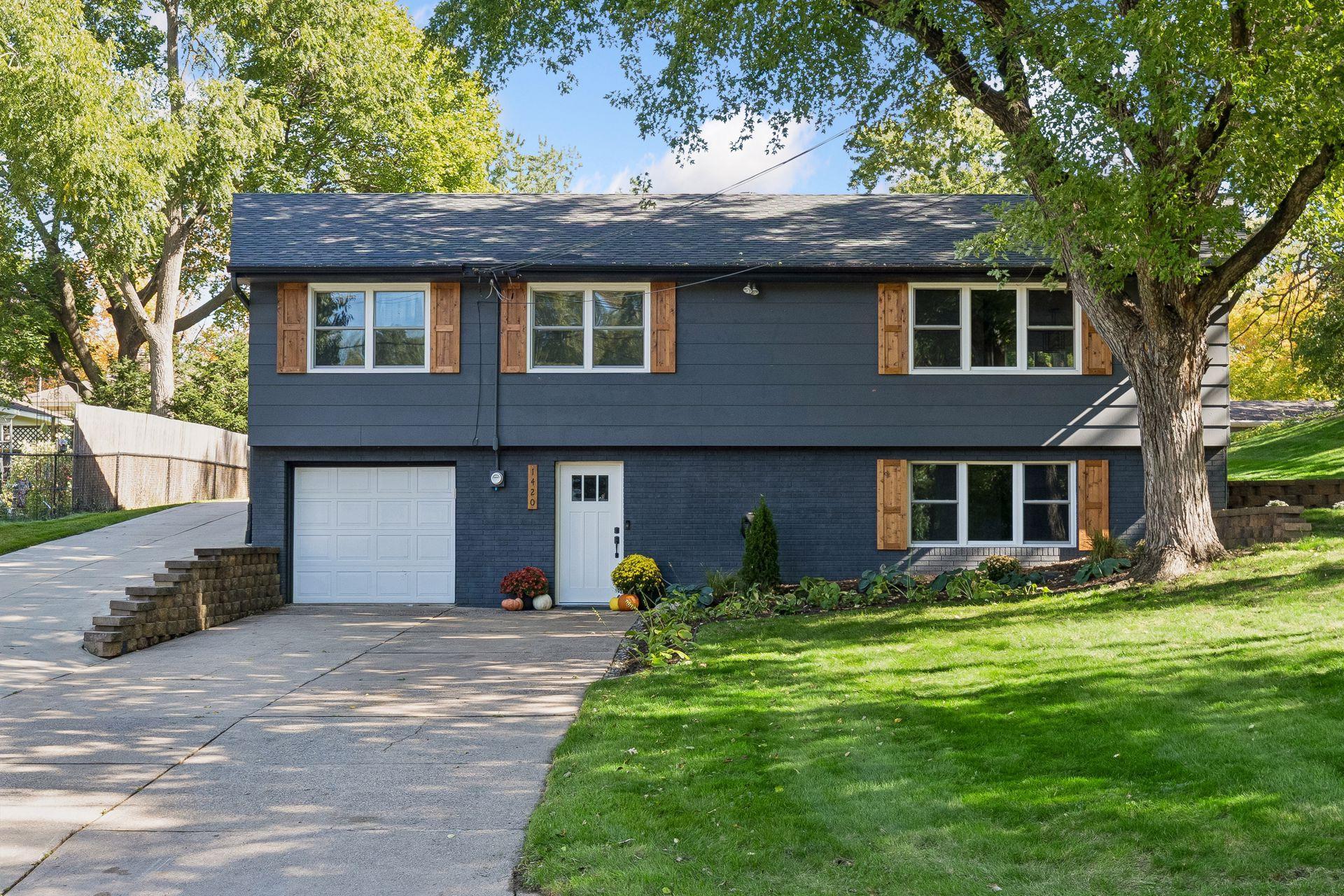 View of Residential at 1420 Yosemite Avenue, Golden Valley MN 55422, Golden Valley (3 of 48) - Mike Wilen | Minnesota Team Real Estate