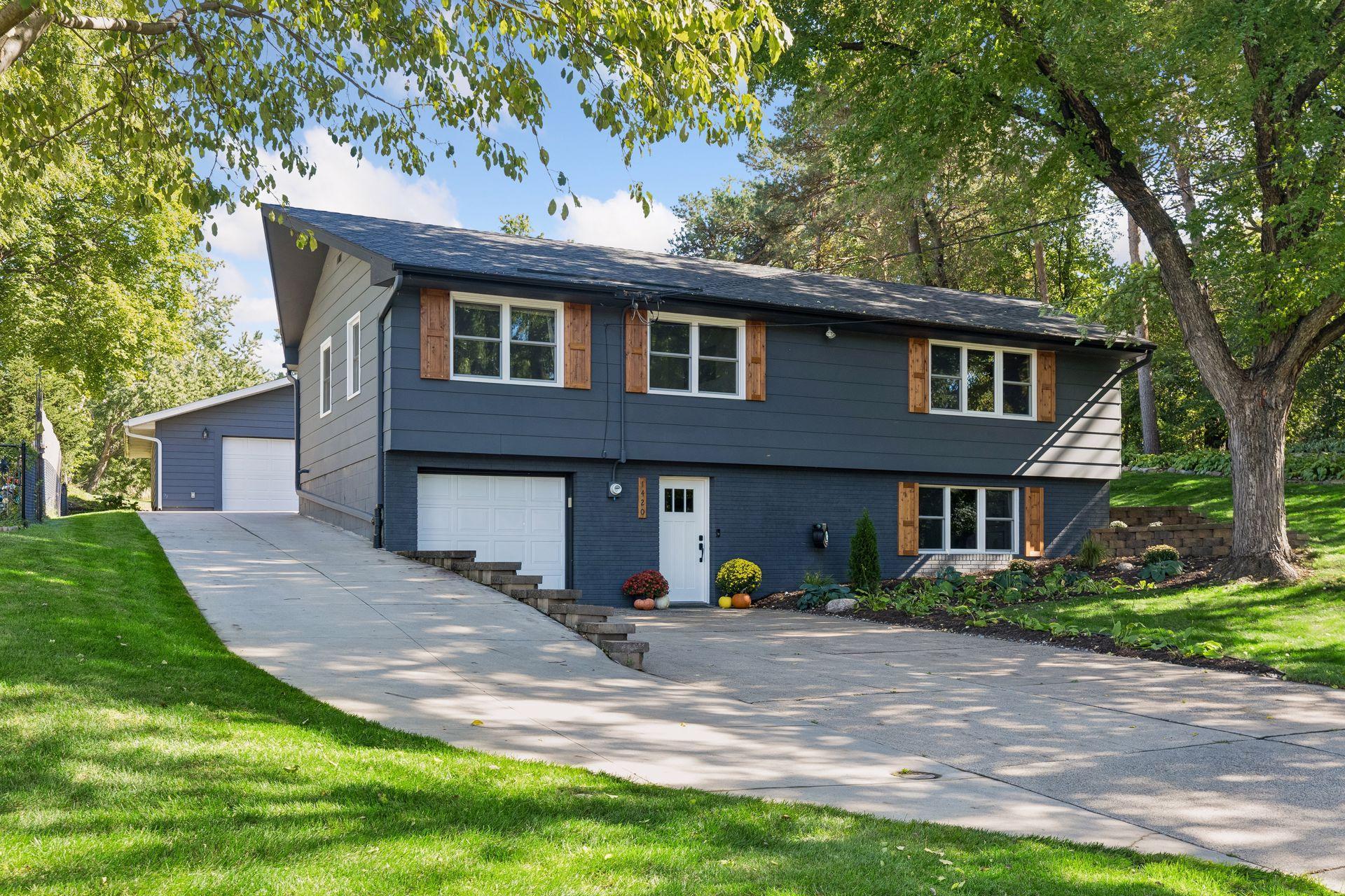 View of Single Family at 1420 Yosemite Avenue, Golden Valley - Mike Wilen | Minnesota Team Real Estate