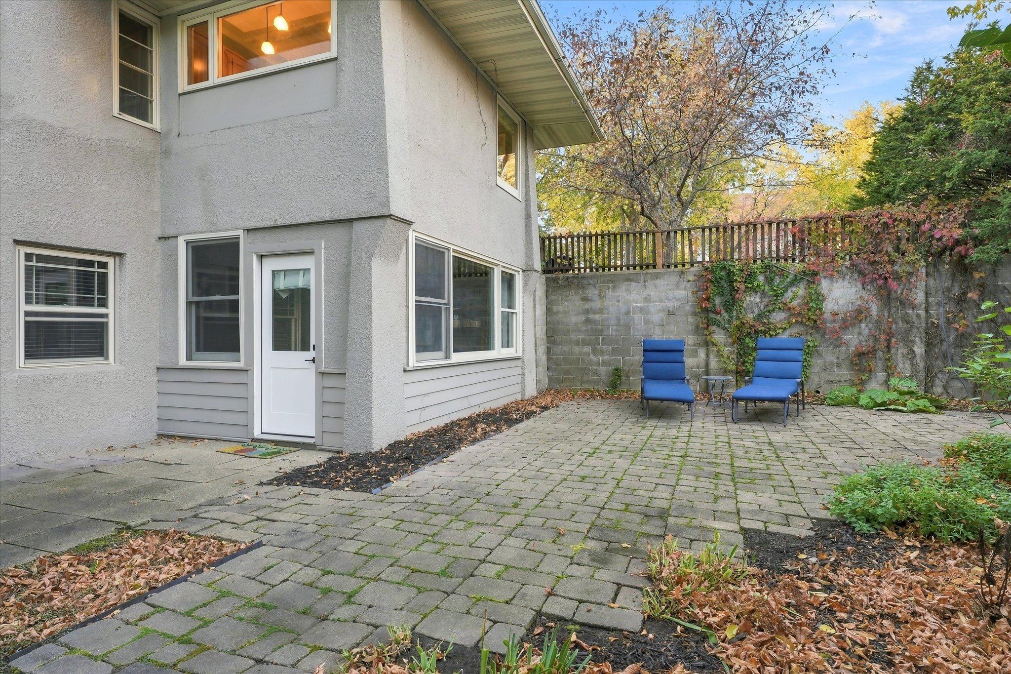 View of Residential Income at 1221 / 1223 Mount Curve Avenue, Minneapolis MN 55403, Minneapolis (71 of 80) - Mike Wilen | Minnesota Team Real Estate