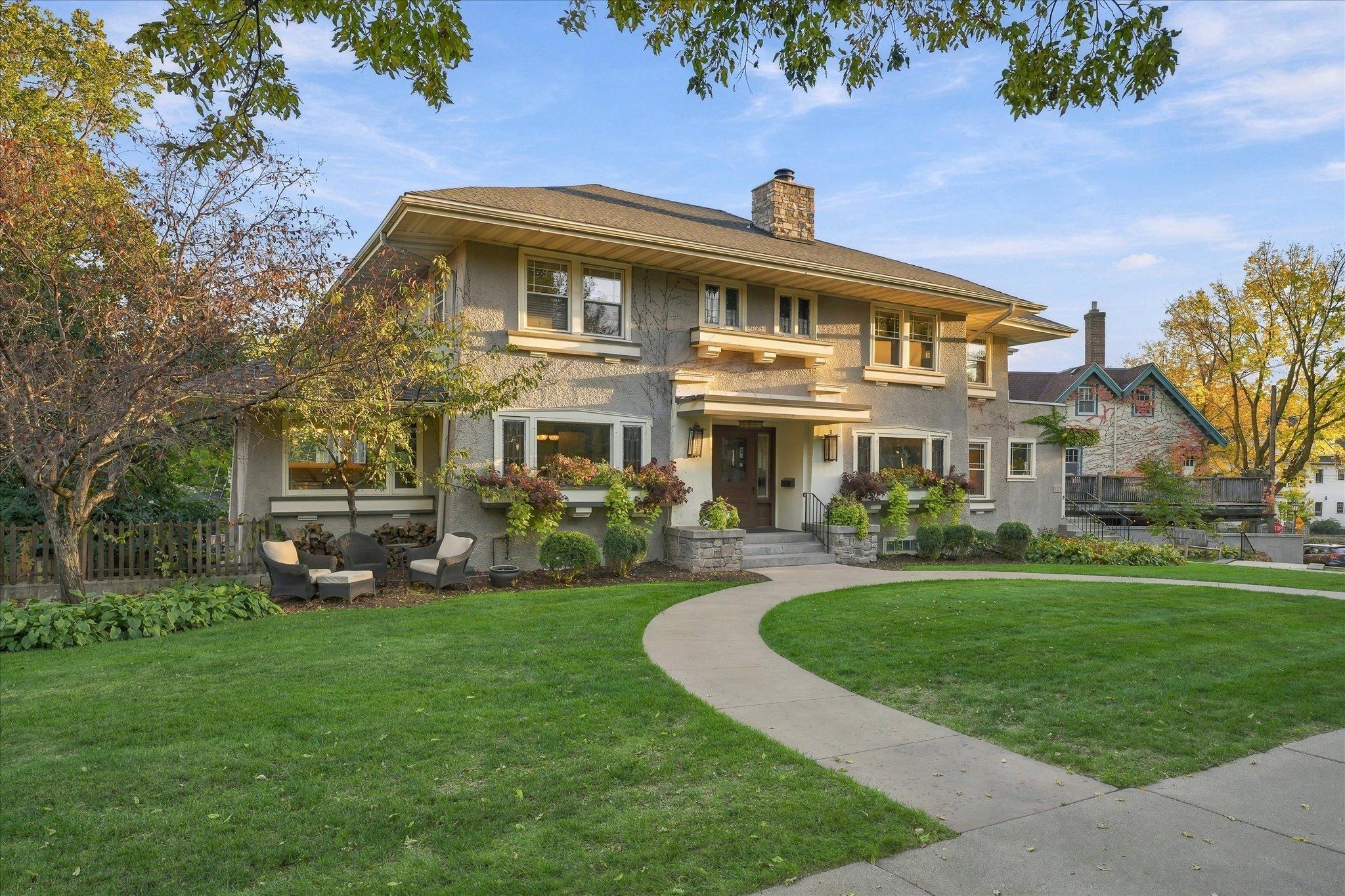 View of Residential Income at 1221 / 1223 Mount Curve Avenue, Minneapolis MN 55403, Minneapolis (3 of 80) - Mike Wilen | Minnesota Team Real Estate