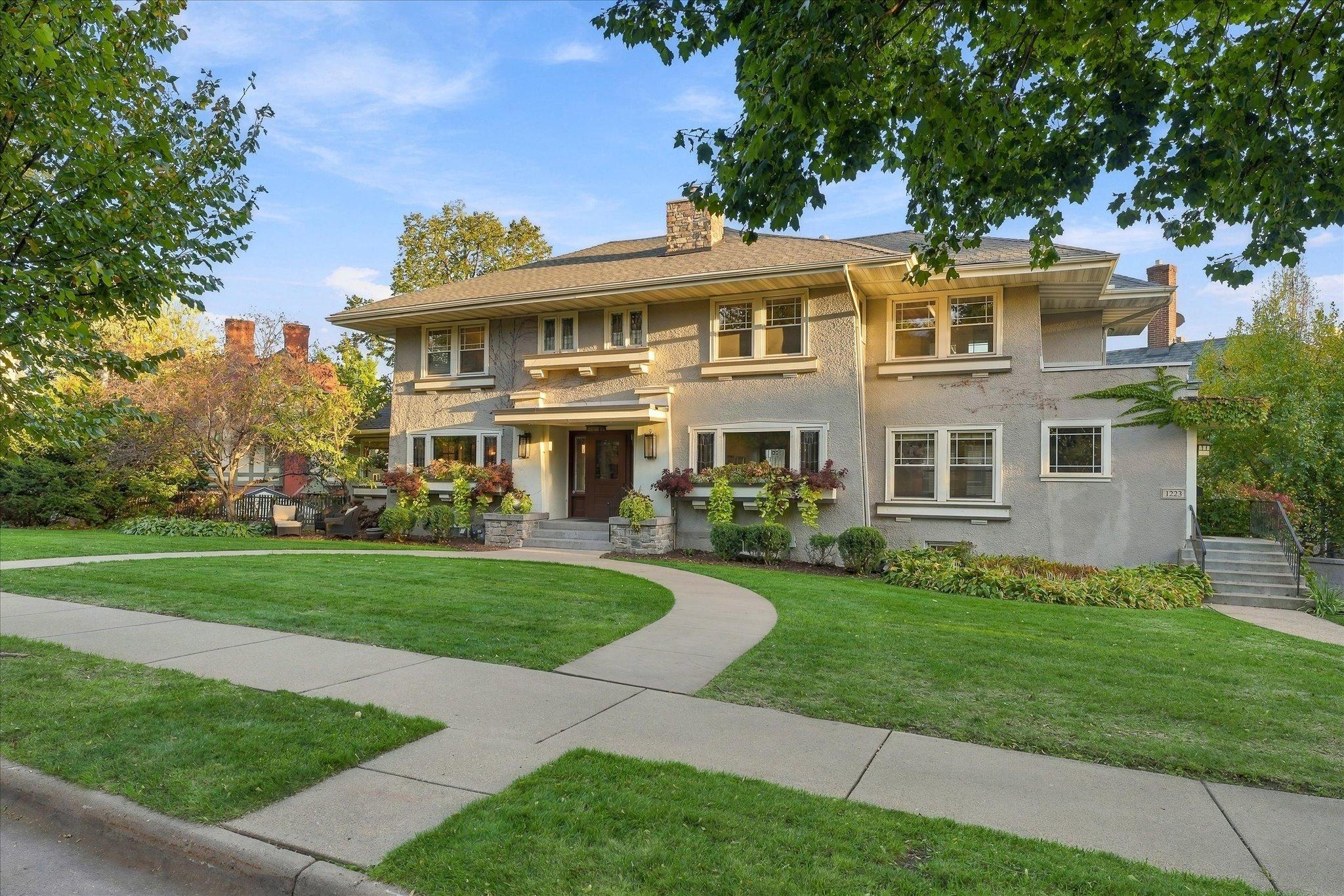 View of Residential Income at 1221 / 1223 Mount Curve Avenue, Minneapolis MN 55403, Minneapolis (2 of 80) - Mike Wilen | Minnesota Team Real Estate