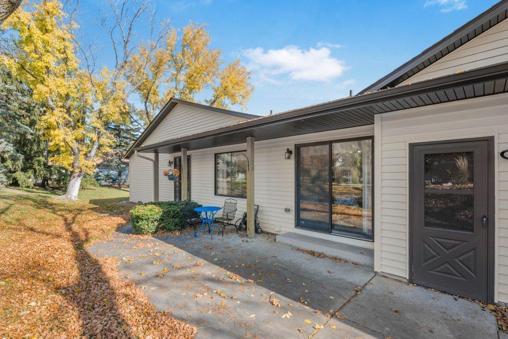 View of Residential at 14312 Glenda Drive, Apple Valley MN 55124, Apple Valley (22 of 24) - Mike Wilen | Minnesota Team Real Estate