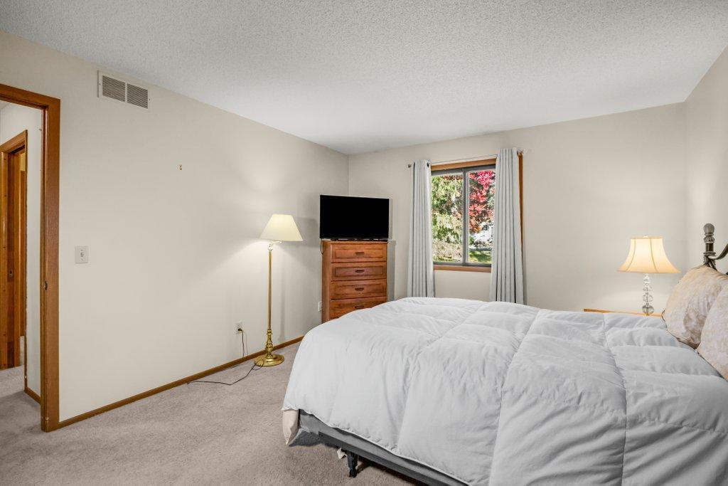 View of Residential at 14312 Glenda Drive, Apple Valley MN 55124, Apple Valley (5 of 24) - Mike Wilen | Minnesota Team Real Estate