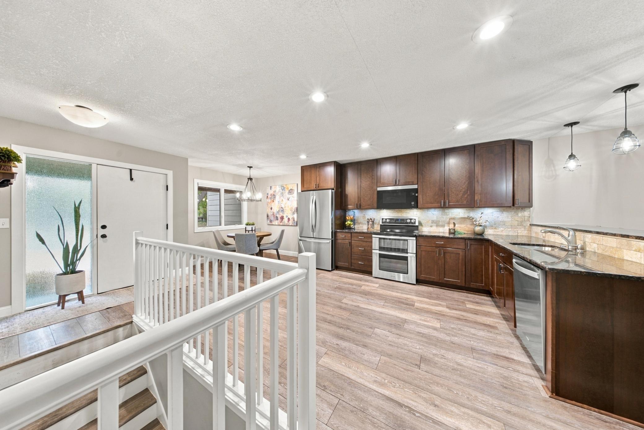 View of Residential at 57 Birnamwood Drive, Burnsville MN 55337, Burnsville (8 of 52) - Mike Wilen | Minnesota Team Real Estate