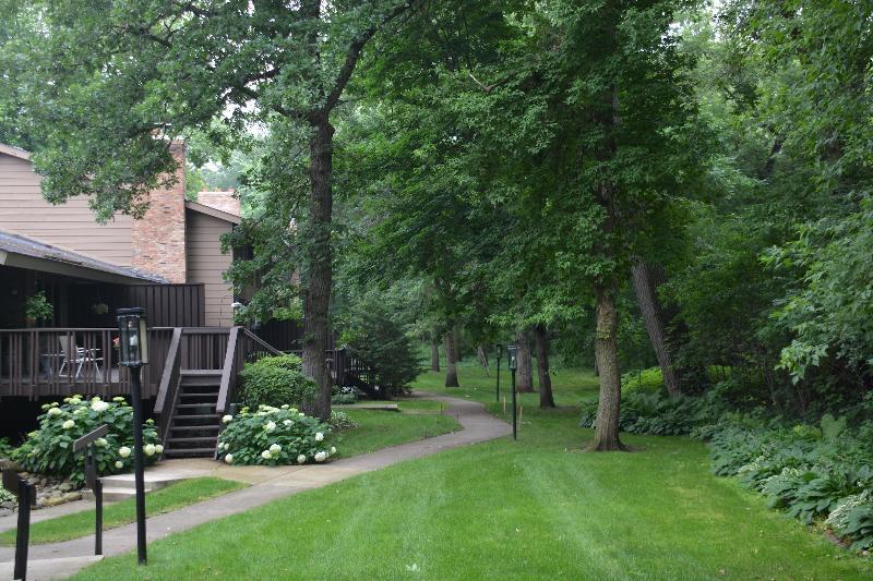 View of Residential at 57 Birnamwood Drive, Burnsville MN 55337, Burnsville (45 of 52) - Mike Wilen | Minnesota Team Real Estate