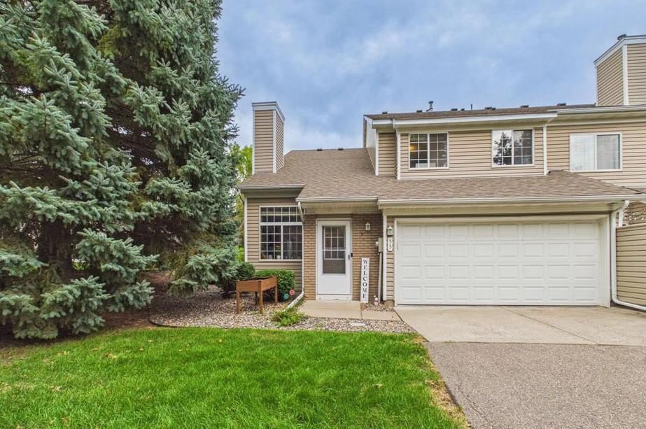 View of (TH) Side x Side at 5965 Wedgewood Lane, Plymouth - Mike Wilen | Minnesota Team Real Estate