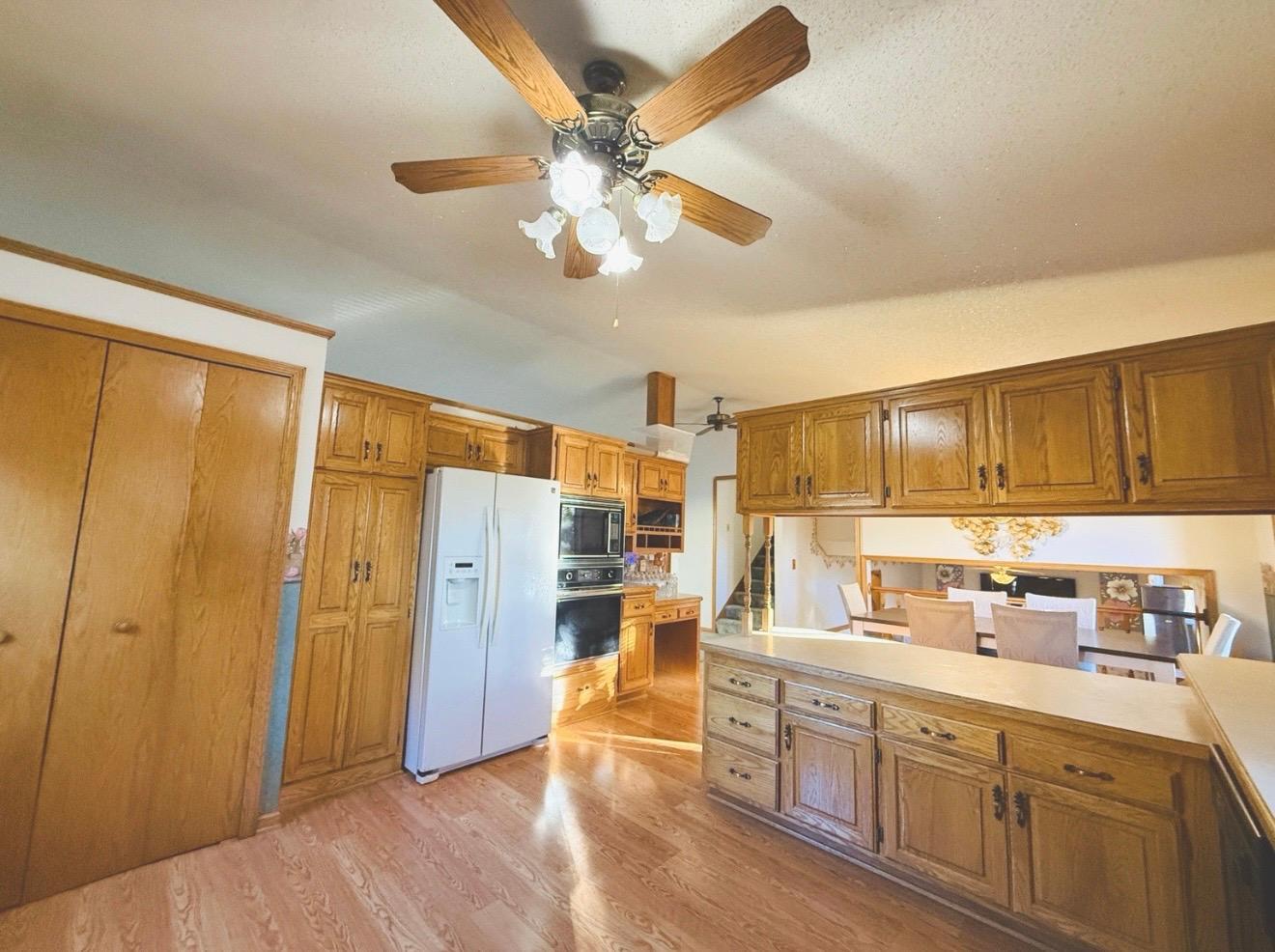 View of Single Family at 886 Iroquois Avenue, Saint Paul - Mike Wilen | Minnesota Team Real Estate