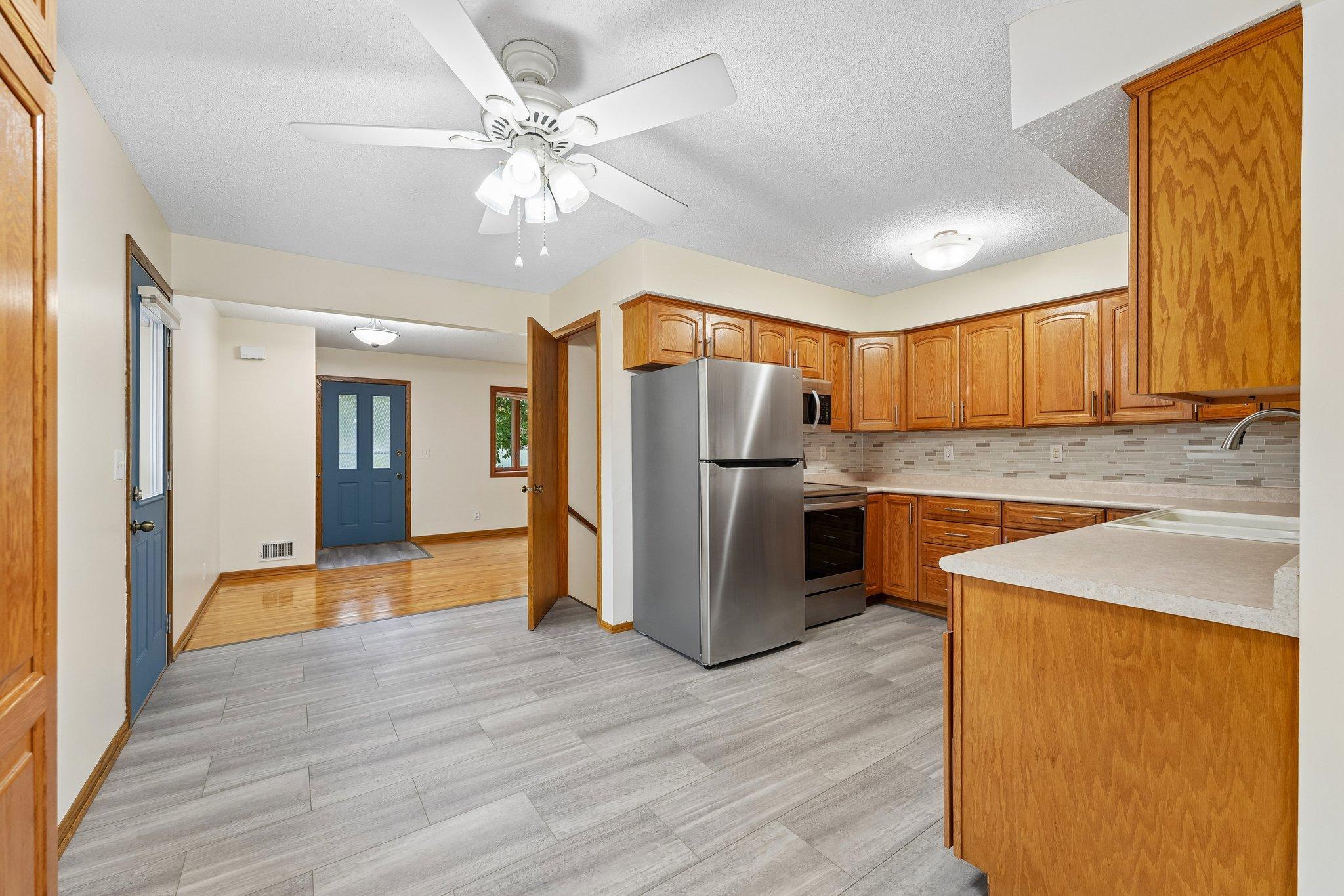 View of Residential at 1908 Whitewater Trail, Brooklyn Park MN 55444, Brooklyn Park (10 of 46) - Mike Wilen | Minnesota Team Real Estate