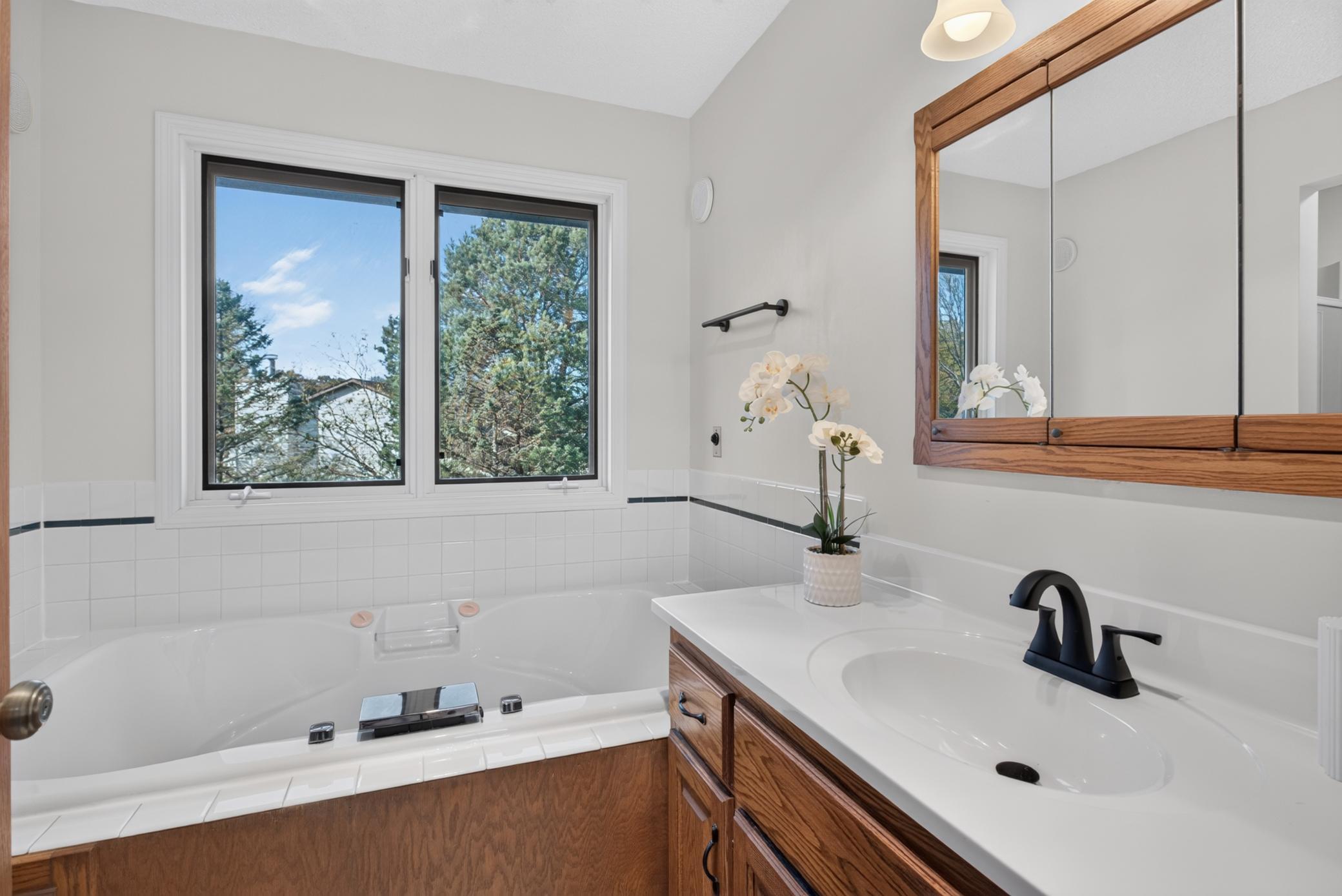 View of Residential at 1896 Catalina Drive, Woodbury MN 55125, Woodbury (23 of 61) - Mike Wilen | Minnesota Team Real Estate