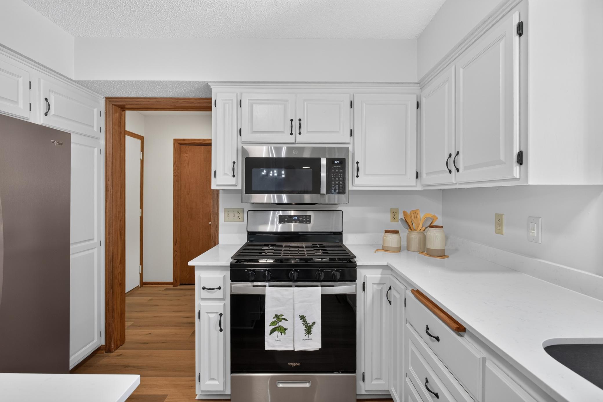 View of Residential at 1896 Catalina Drive, Woodbury MN 55125, Woodbury (14 of 61) - Mike Wilen | Minnesota Team Real Estate