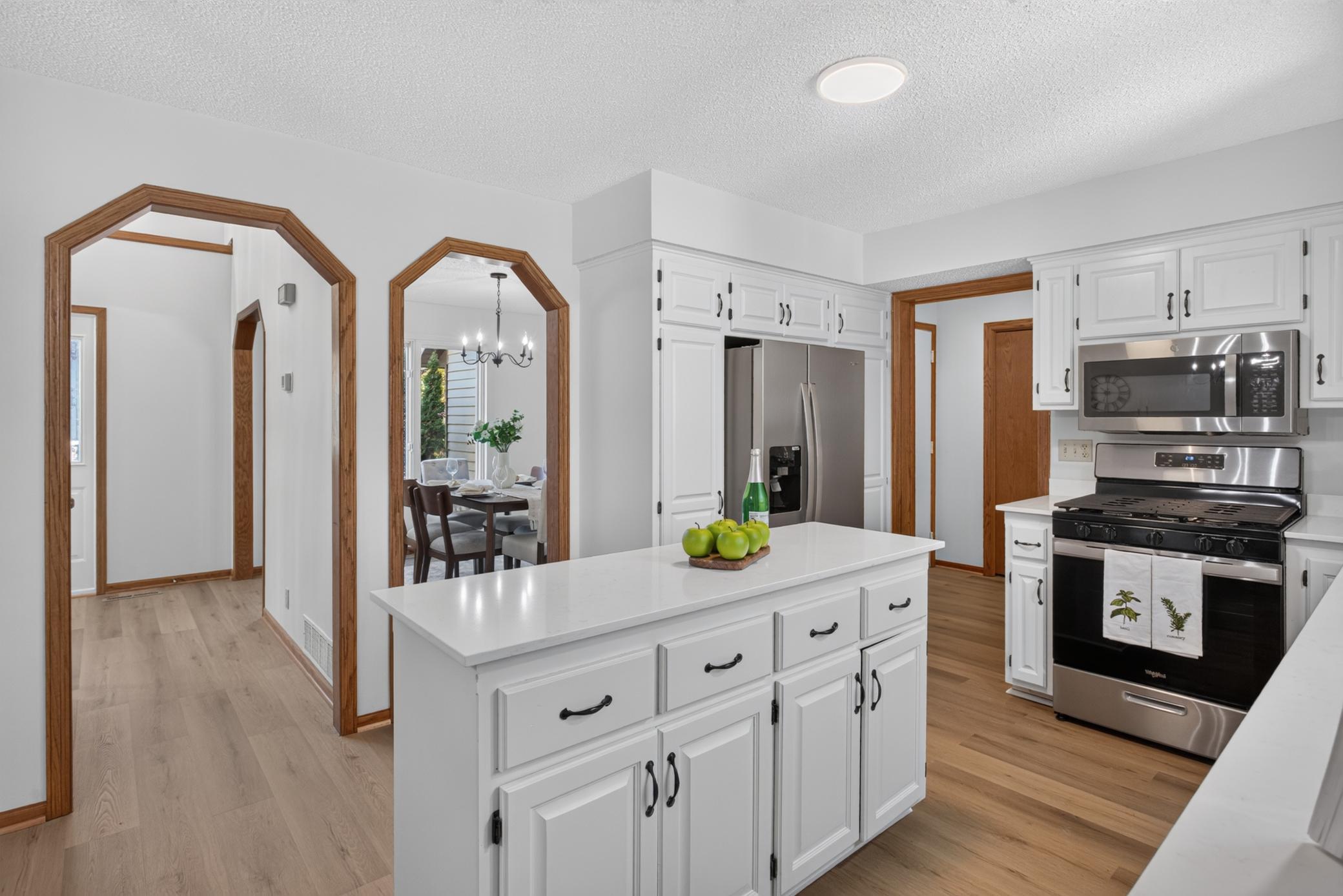View of Residential at 1896 Catalina Drive, Woodbury MN 55125, Woodbury (15 of 61) - Mike Wilen | Minnesota Team Real Estate