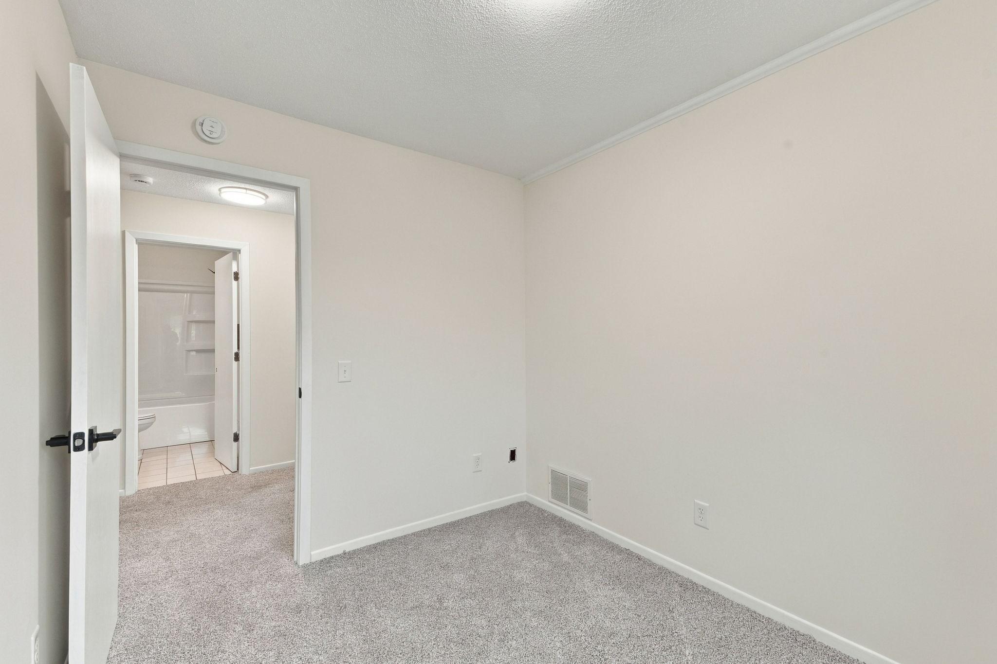View of Residential at 2613 Wimbledon Drive, Woodbury MN 55125, Woodbury (34 of 42) - Mike Wilen | Minnesota Team Real Estate