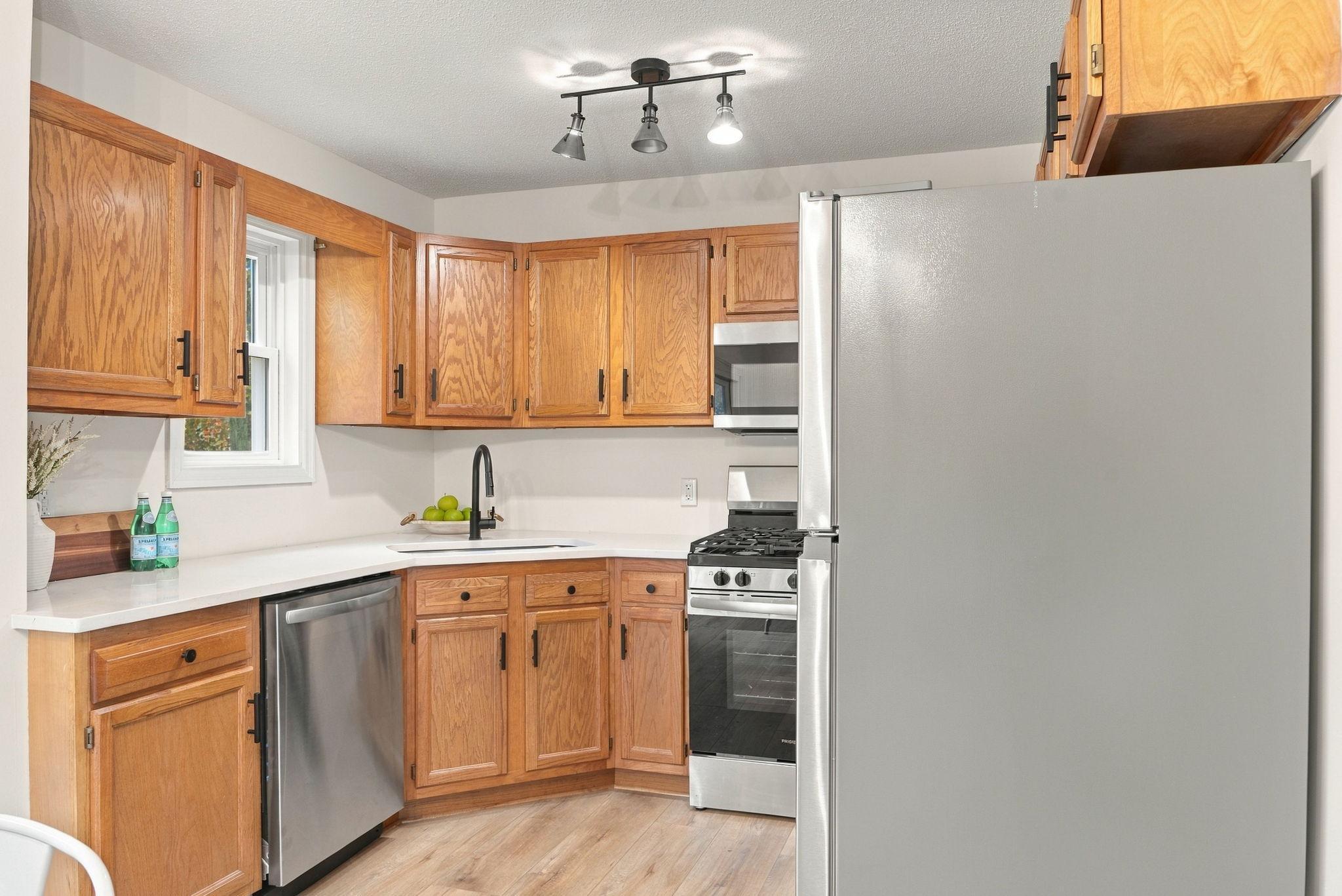 View of Residential at 2613 Wimbledon Drive, Woodbury MN 55125, Woodbury (21 of 42) - Mike Wilen | Minnesota Team Real Estate