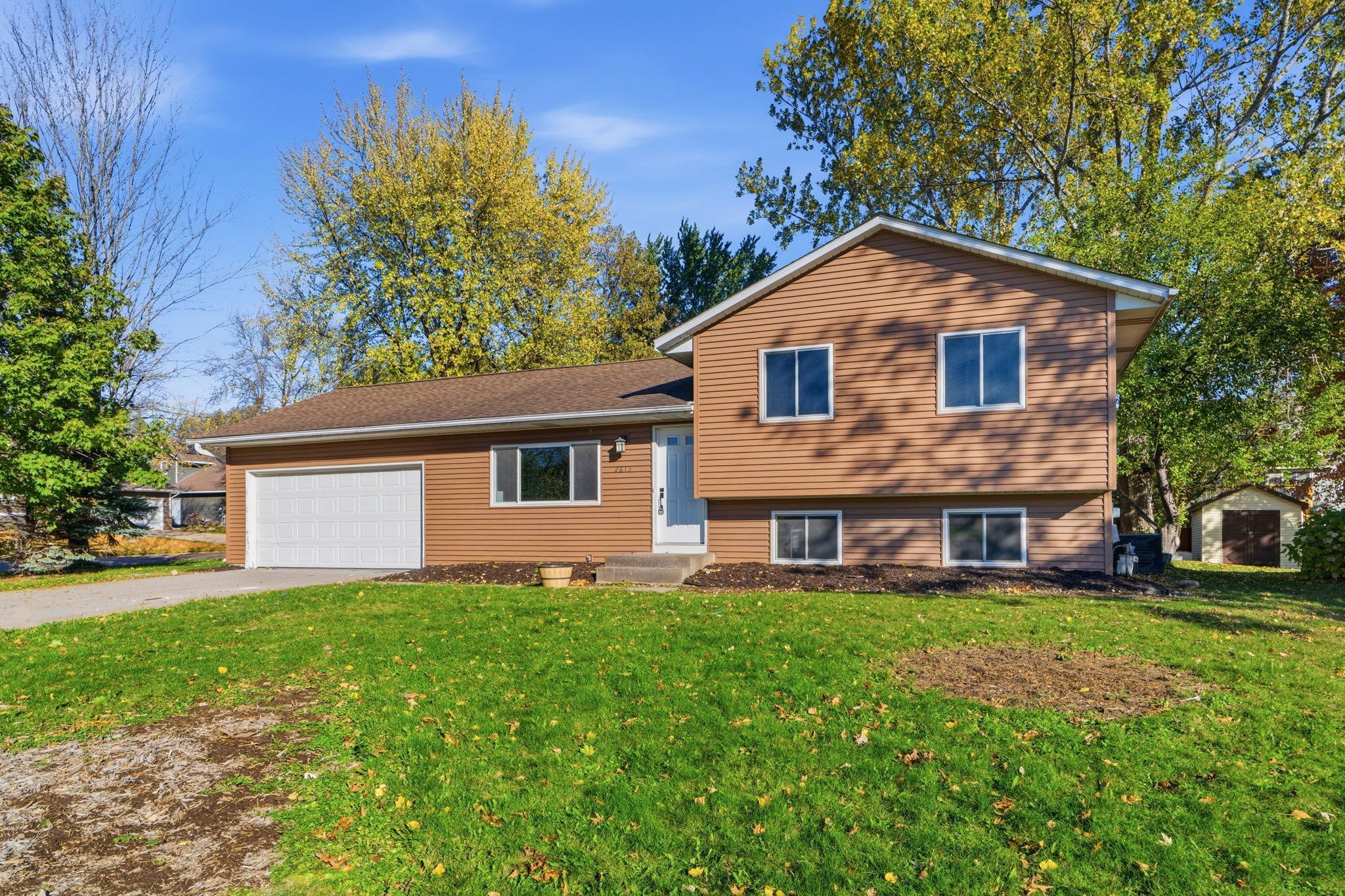 View of Residential at 2613 Wimbledon Drive, Woodbury MN 55125, Woodbury (3 of 42) - Mike Wilen | Minnesota Team Real Estate