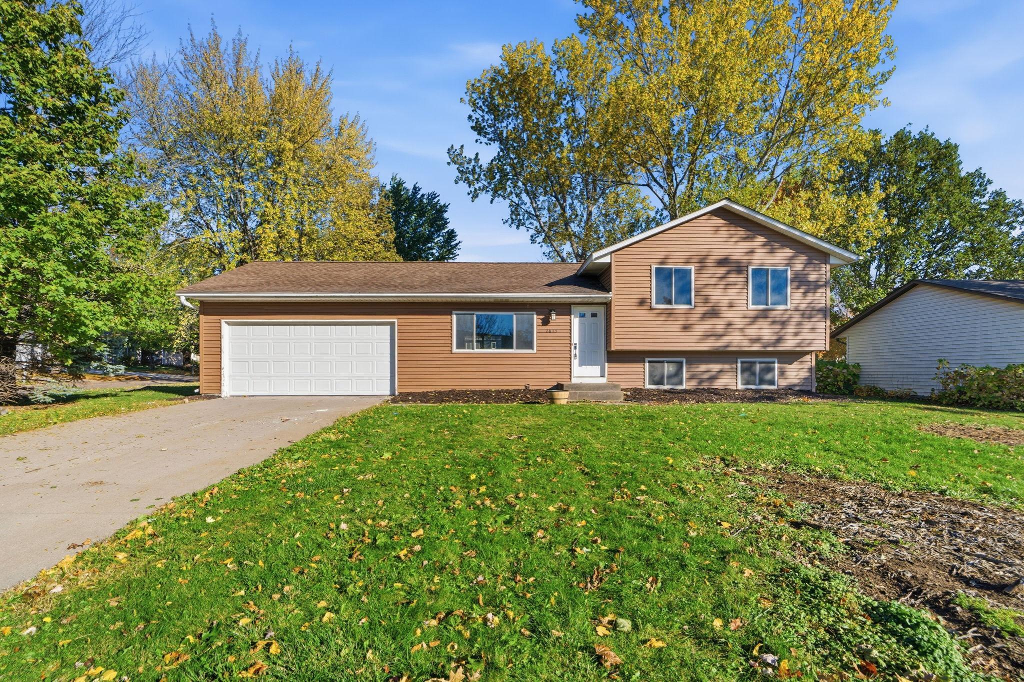 View of Residential at 2613 Wimbledon Drive, Woodbury MN 55125, Woodbury (2 of 42) - Mike Wilen | Minnesota Team Real Estate