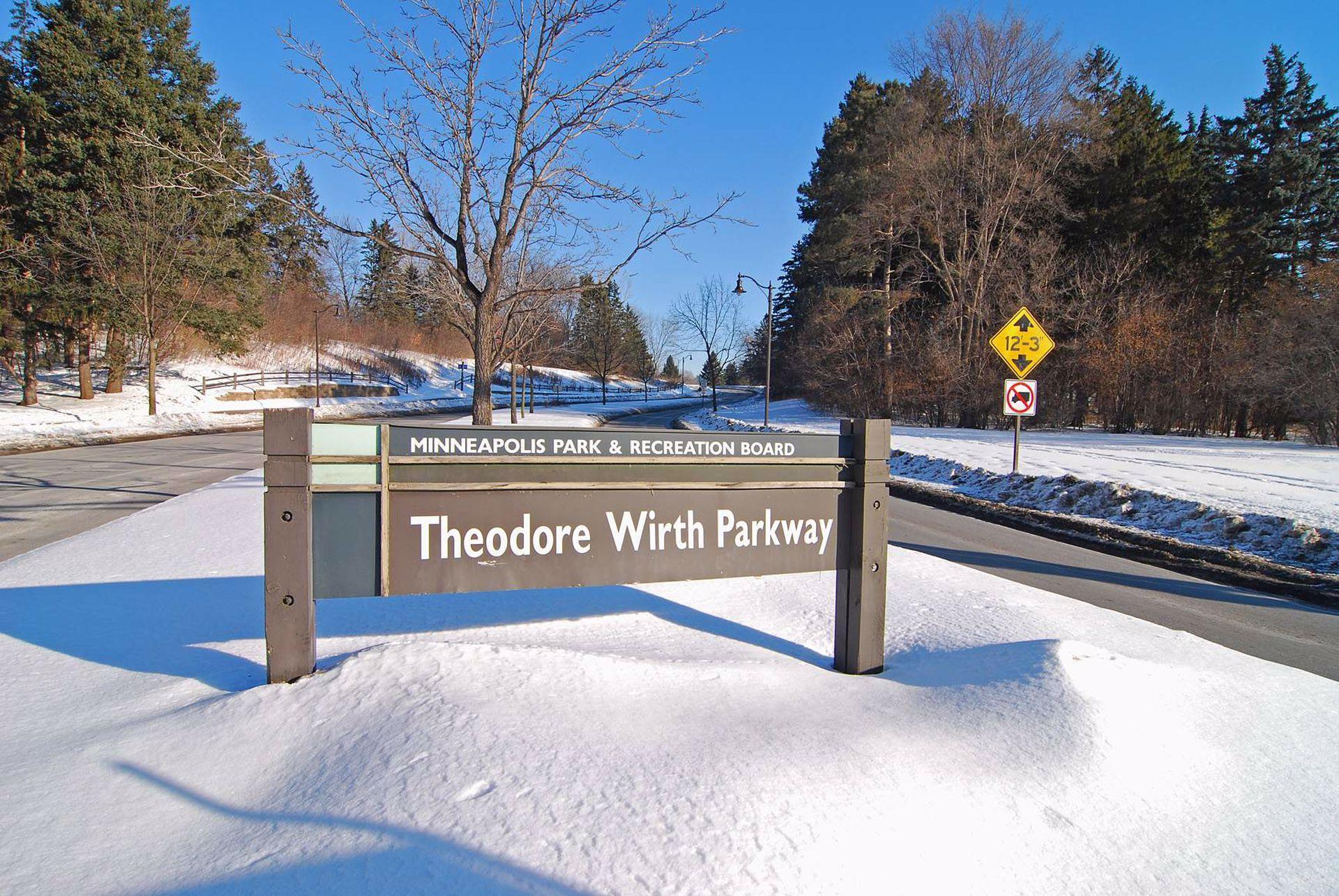 View of Residential at 3423 Parkview Boulevard, Robbinsdale MN 55422, Robbinsdale (36 of 60) - Mike Wilen | Minnesota Team Real Estate