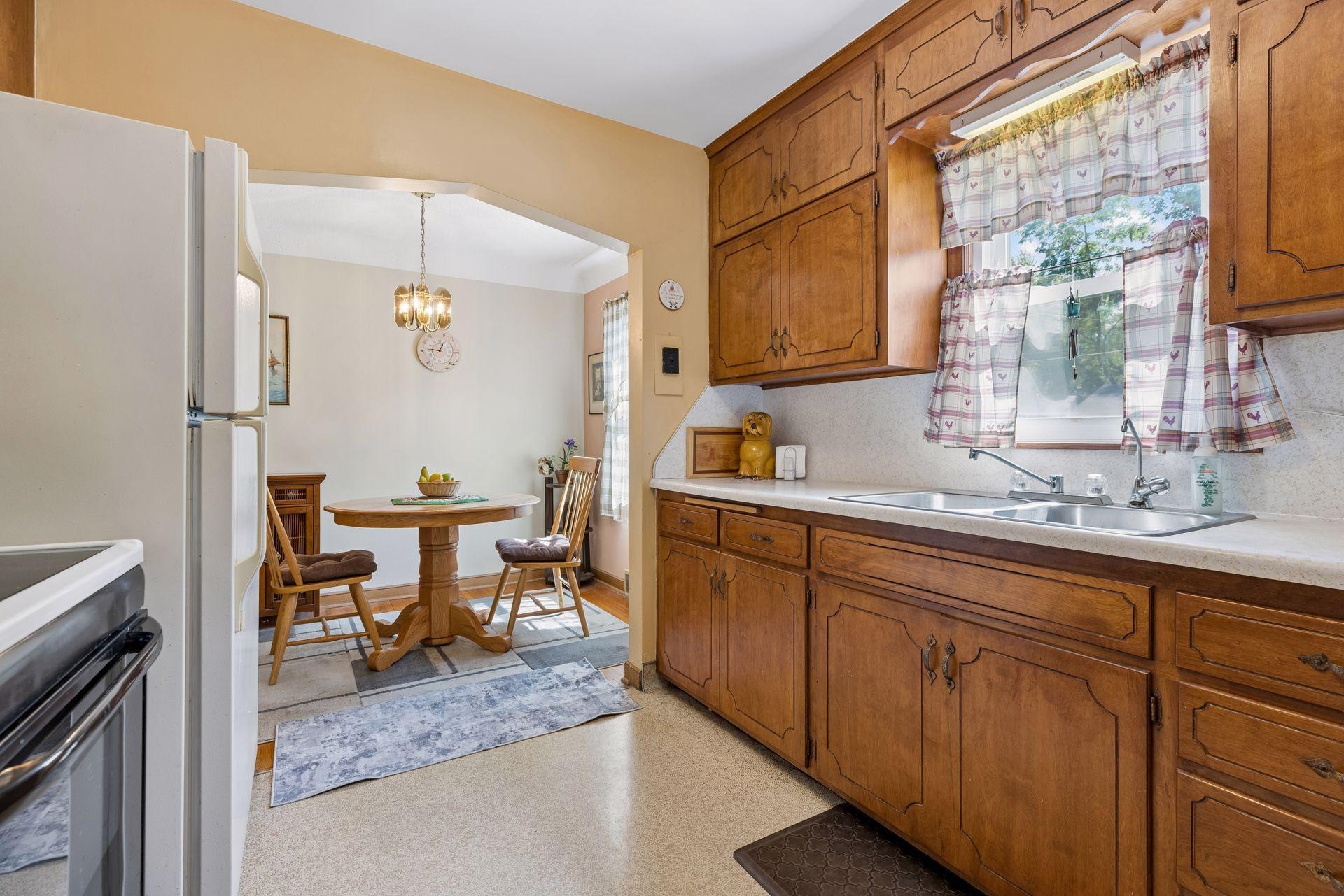 View of Residential at 3423 Parkview Boulevard, Robbinsdale MN 55422, Robbinsdale (9 of 60) - Mike Wilen | Minnesota Team Real Estate