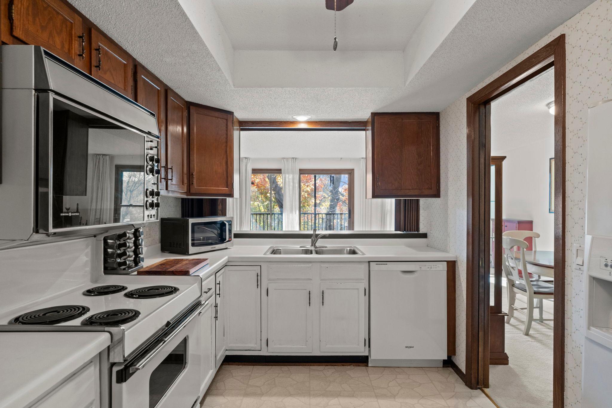 View of Residential at 9600 Portland Avenue #222, Bloomington MN 55420, Bloomington (15 of 32) - Mike Wilen | Minnesota Team Real Estate