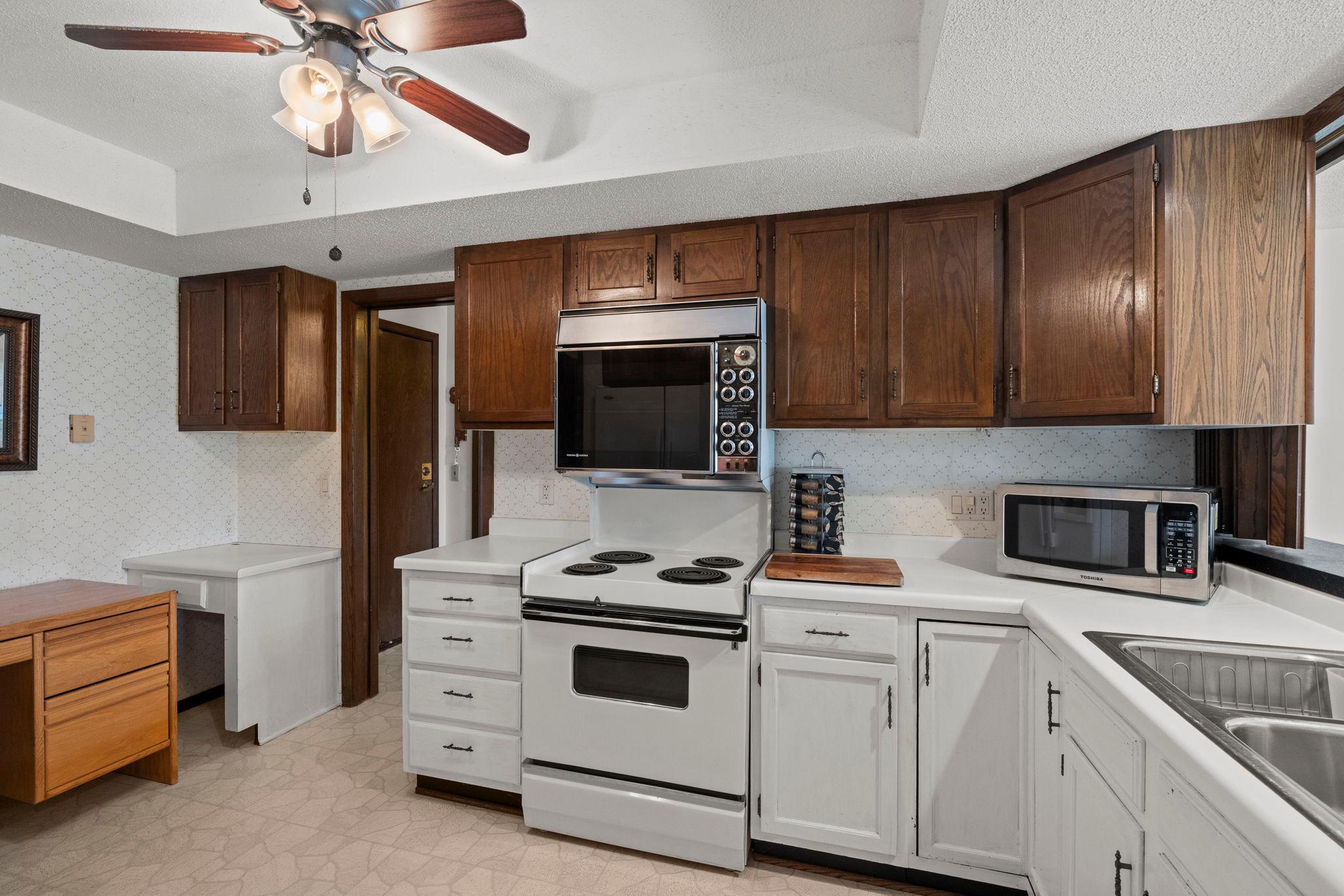 View of Residential at 9600 Portland Avenue #222, Bloomington MN 55420, Bloomington (14 of 32) - Mike Wilen | Minnesota Team Real Estate