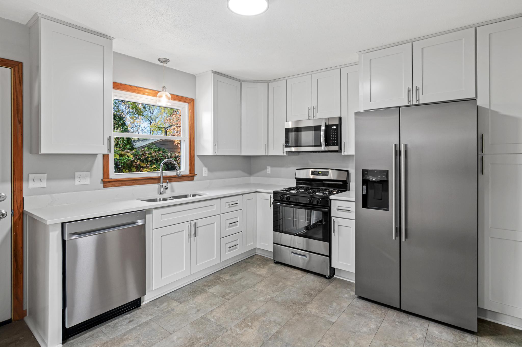 View of Residential at 687 Dover Street, Fridley MN 55432, Fridley (4 of 33) - Mike Wilen | Minnesota Team Real Estate