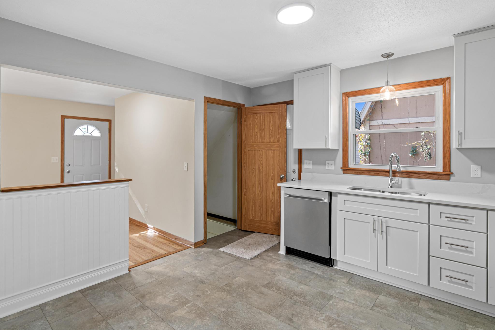 View of Residential at 687 Dover Street, Fridley MN 55432, Fridley (7 of 33) - Mike Wilen | Minnesota Team Real Estate