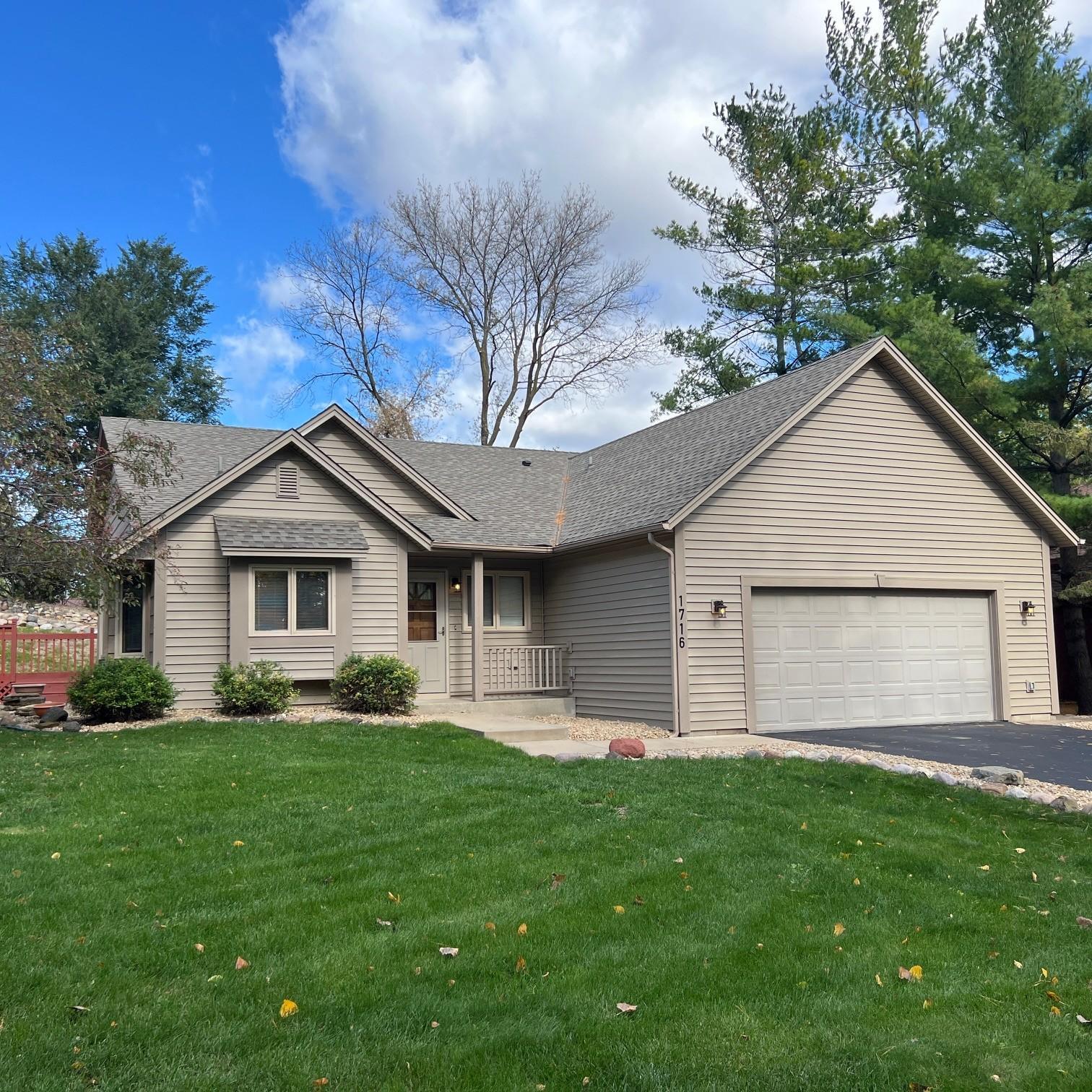 View of Single Family at 1716 Slater Lane, Burnsville - Mike Wilen | Minnesota Team Real Estate