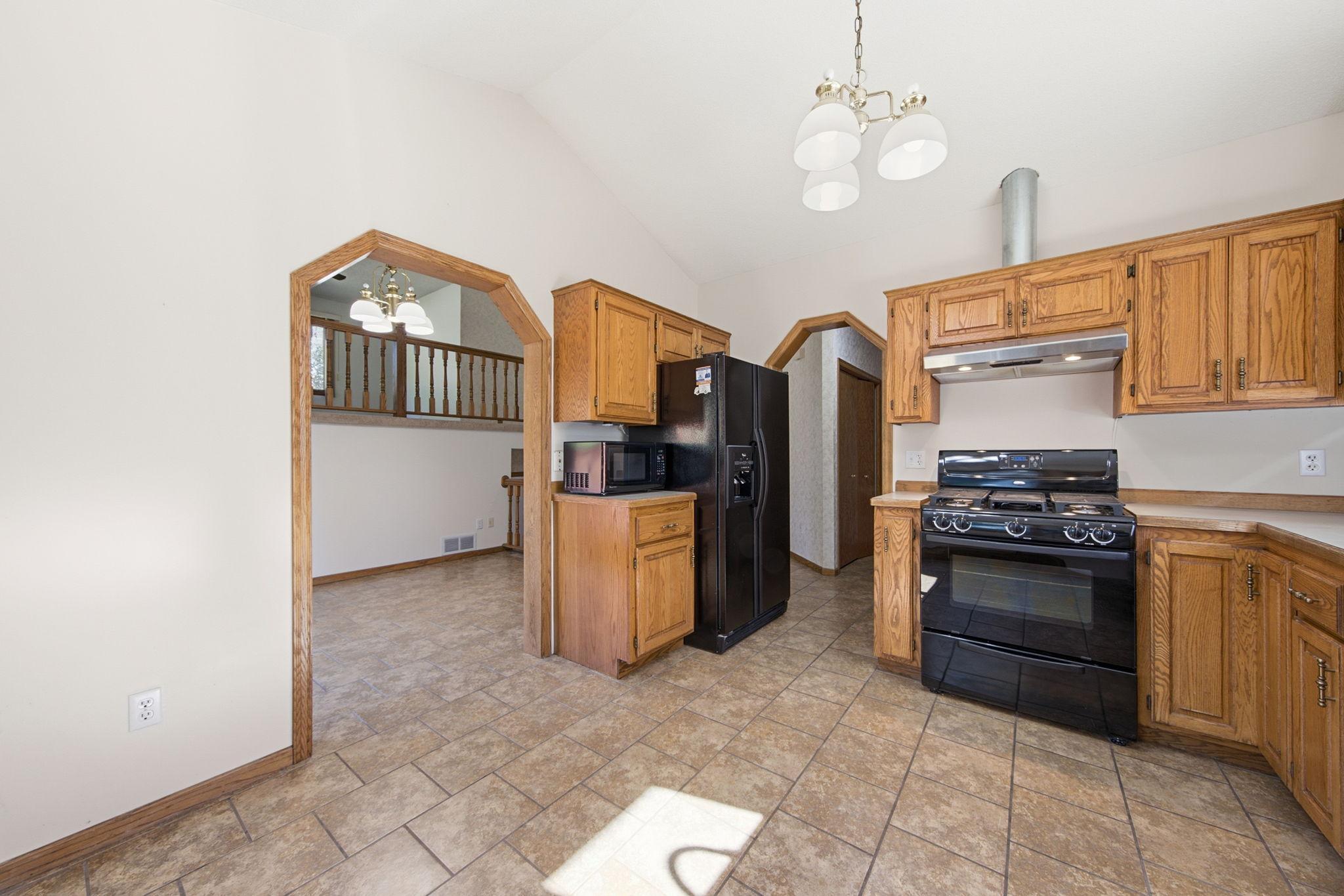 View of Residential at 1716 Slater Lane, Burnsville MN 55337, Burnsville (5 of 36) - Mike Wilen | Minnesota Team Real Estate