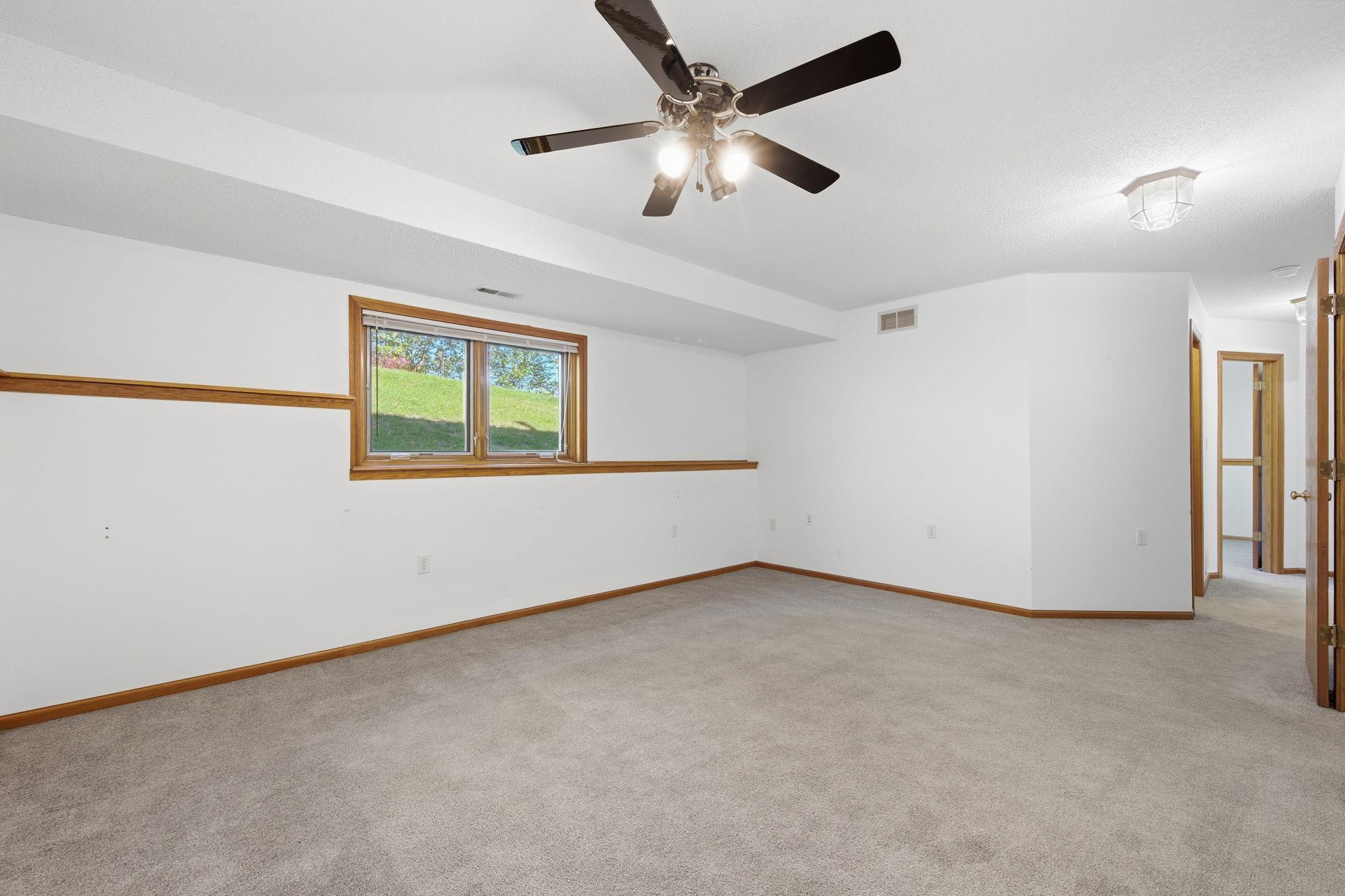 View of Residential at 1716 Slater Lane, Burnsville MN 55337, Burnsville (23 of 36) - Mike Wilen | Minnesota Team Real Estate