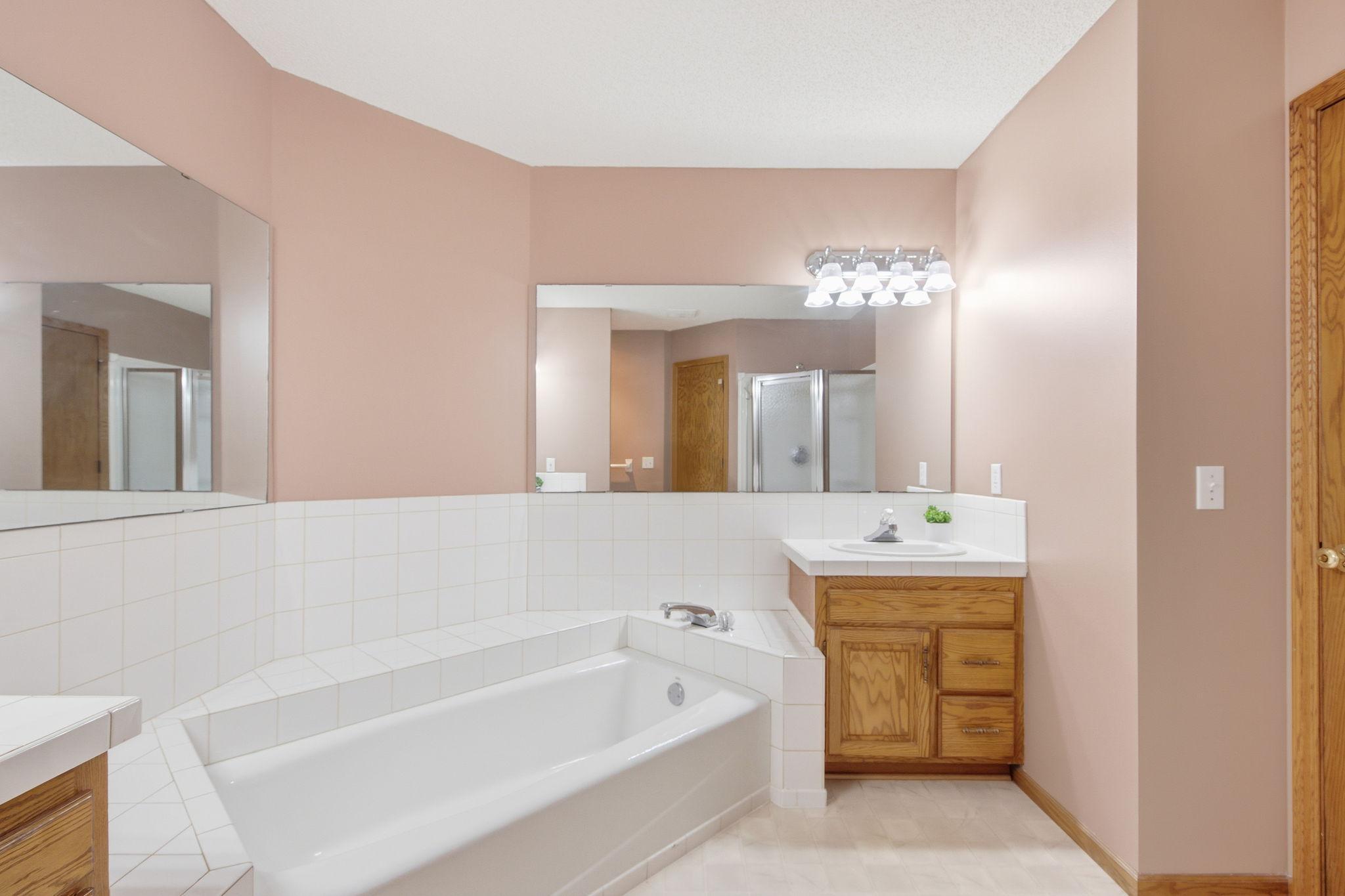 View of Residential at 1716 Slater Lane, Burnsville MN 55337, Burnsville (21 of 36) - Mike Wilen | Minnesota Team Real Estate