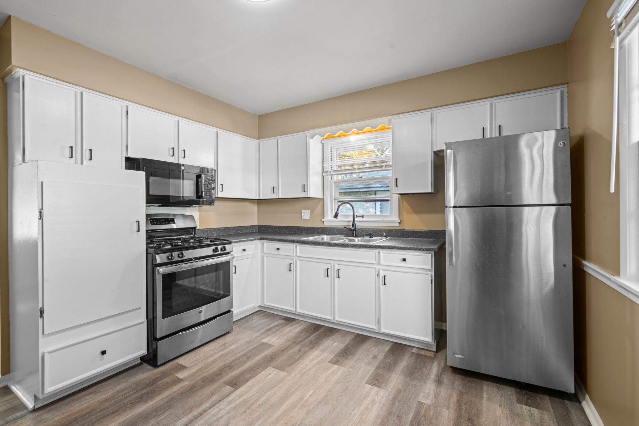 View of Residential Income at 4429 Main Street, Columbia Heights MN 55421, Columbia Heights (19 of 54) - Mike Wilen | Minnesota Team Real Estate