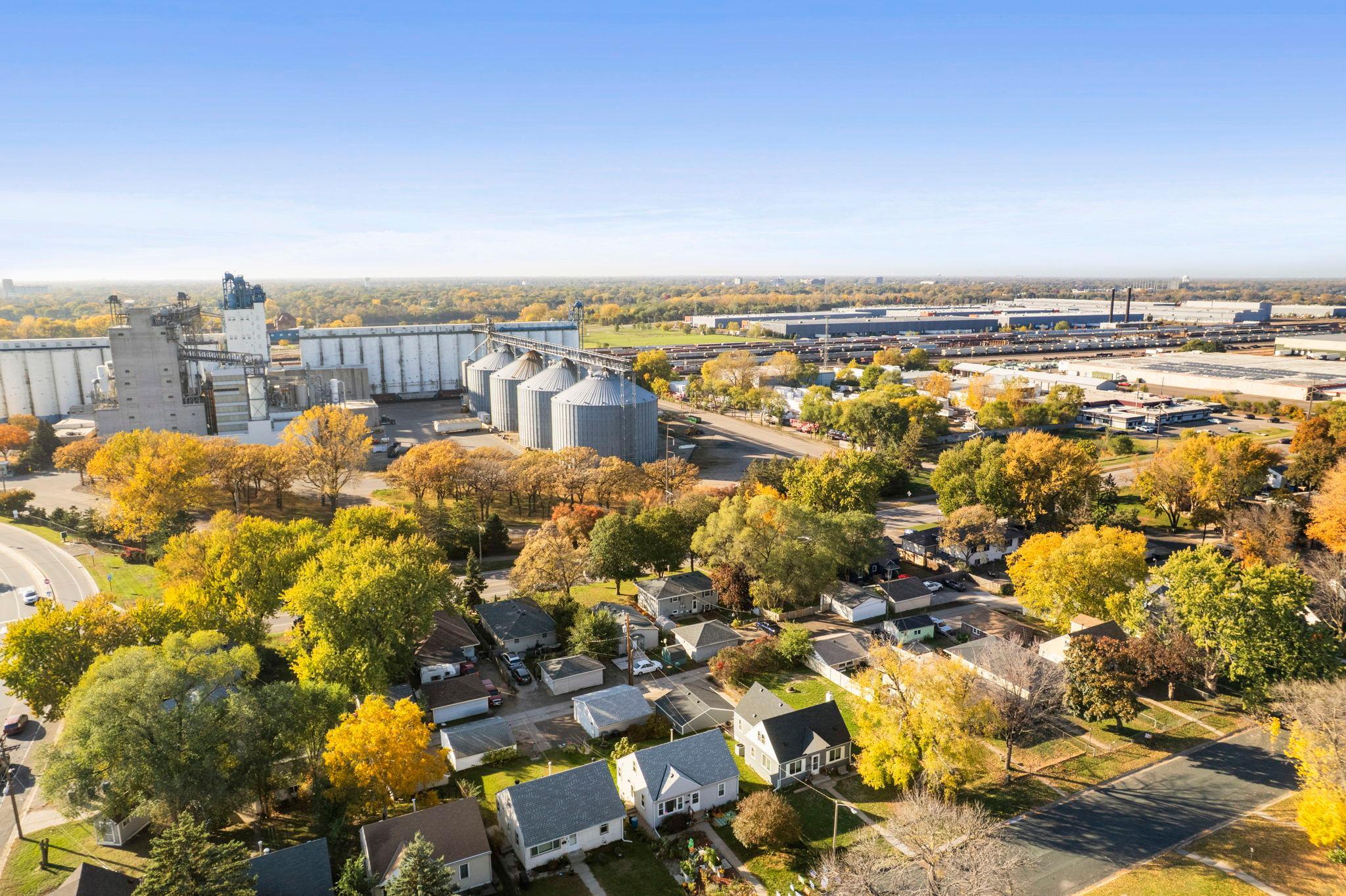 View of Residential Income at 4429 Main Street, Columbia Heights MN 55421, Columbia Heights (4 of 54) - Mike Wilen | Minnesota Team Real Estate