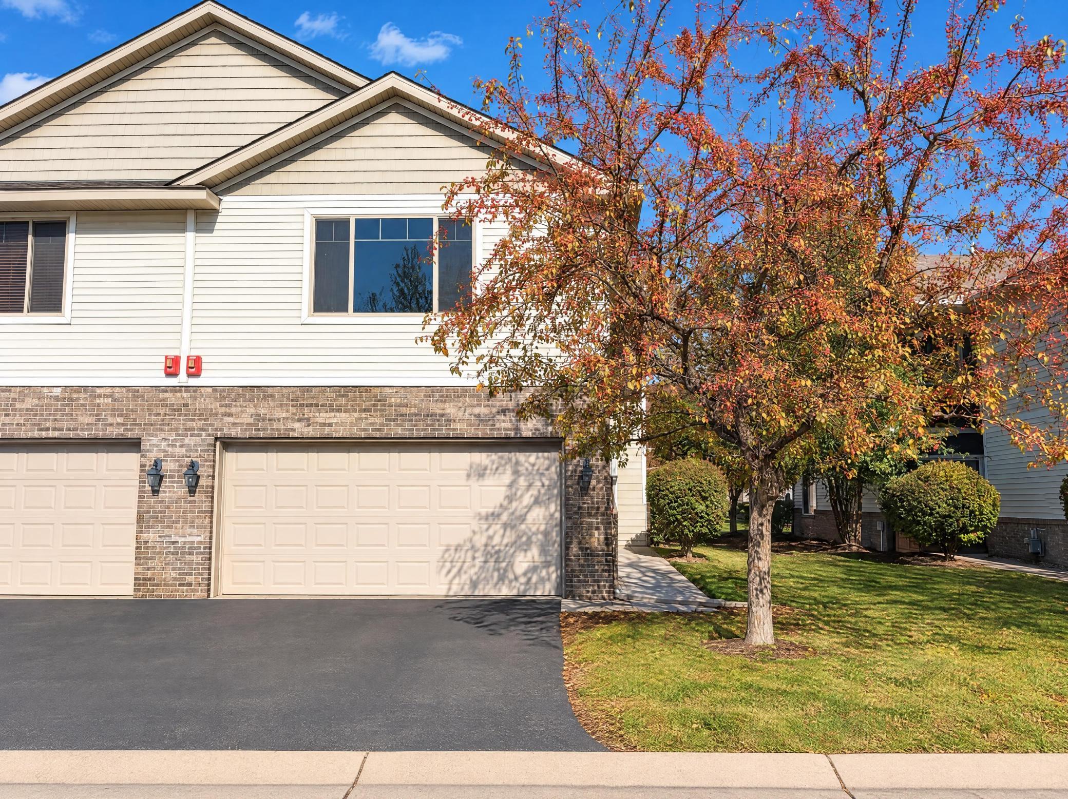 View of (TH) Side x Side at 151 Morgan Lane, Lino Lakes - Mike Wilen | Minnesota Team Real Estate