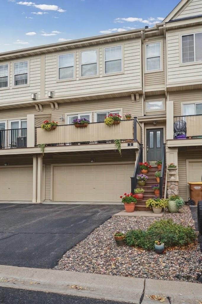 View of (TH) Side x Side at 4363 Victor Path, Hugo - Mike Wilen | Minnesota Team Real Estate