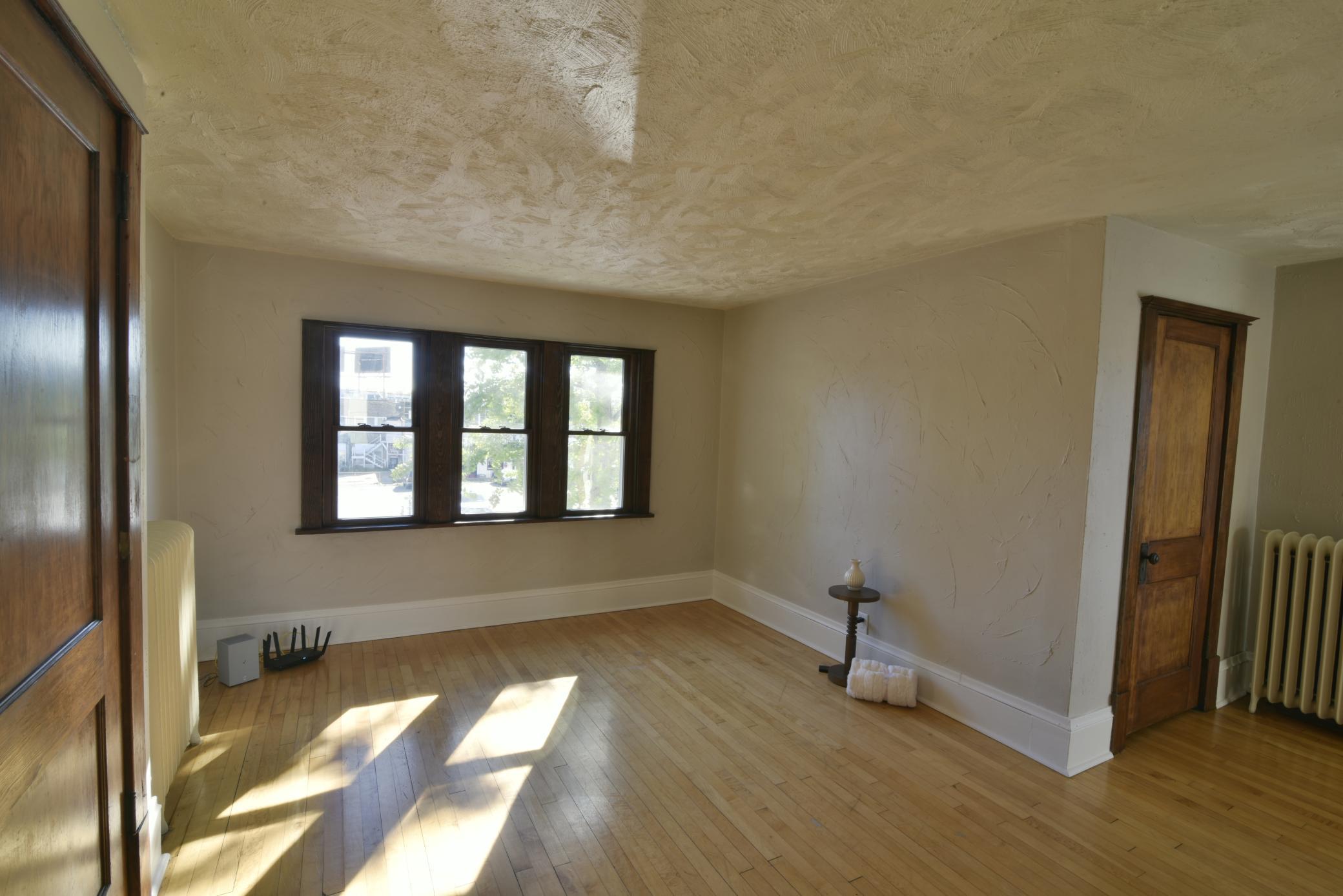 View of Residential Income at 1603 Sherburne Avenue, Saint Paul MN 55104, Saint Paul (19 of 33) - Mike Wilen | Minnesota Team Real Estate