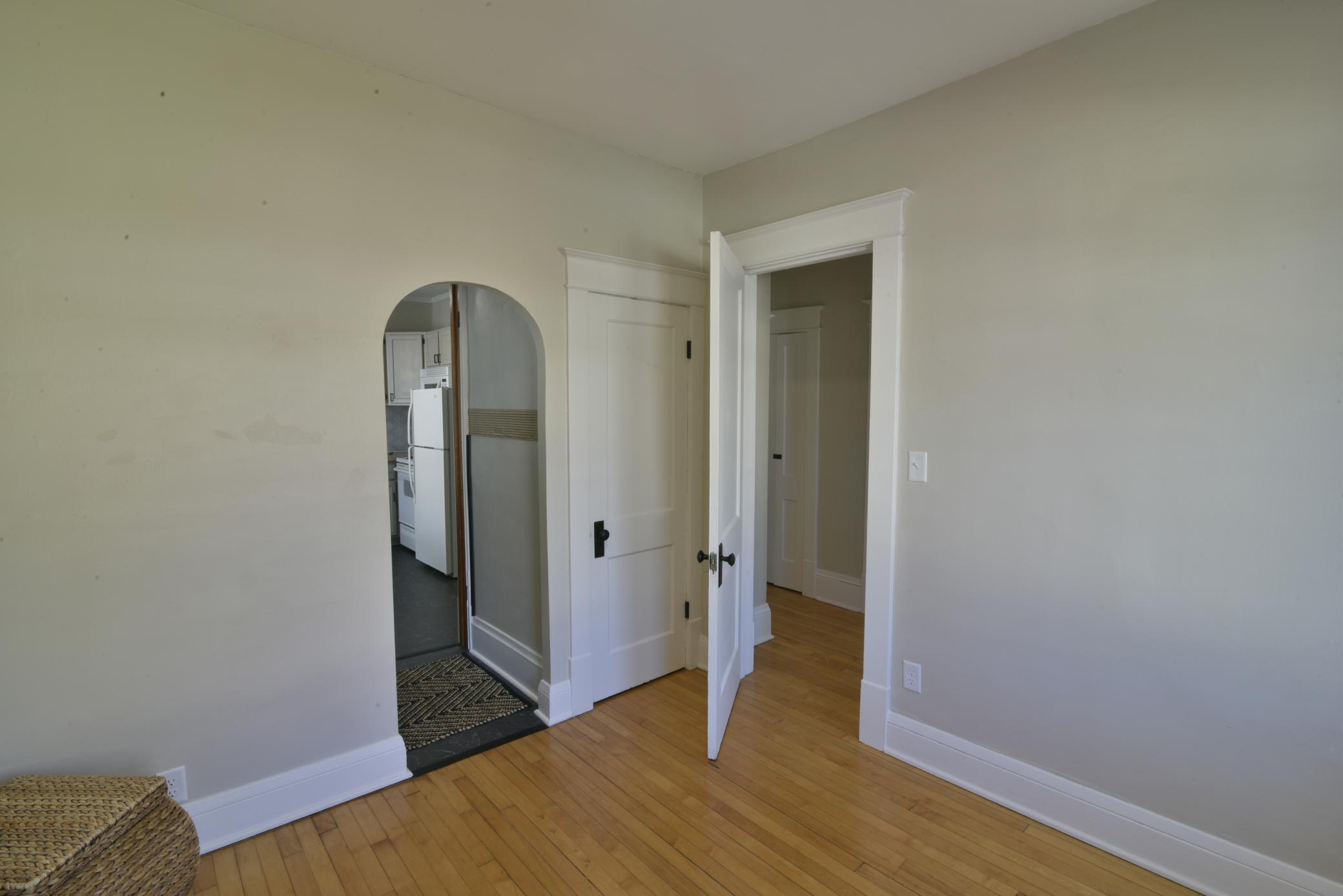View of Residential Income at 1603 Sherburne Avenue, Saint Paul MN 55104, Saint Paul (15 of 33) - Mike Wilen | Minnesota Team Real Estate