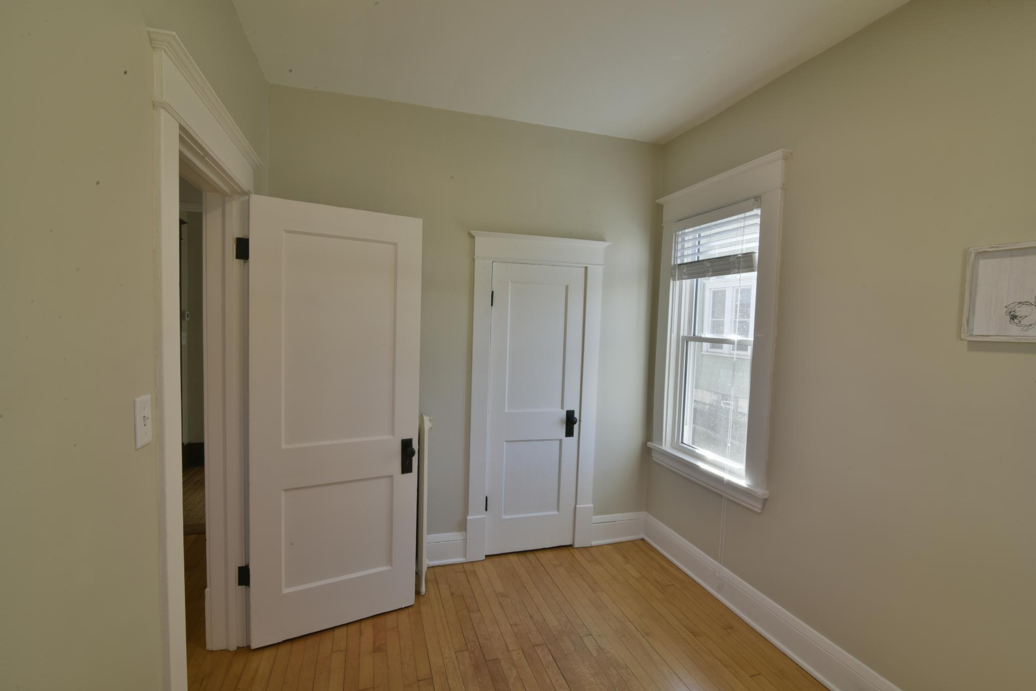 View of Residential Income at 1603 Sherburne Avenue, Saint Paul MN 55104, Saint Paul (14 of 33) - Mike Wilen | Minnesota Team Real Estate