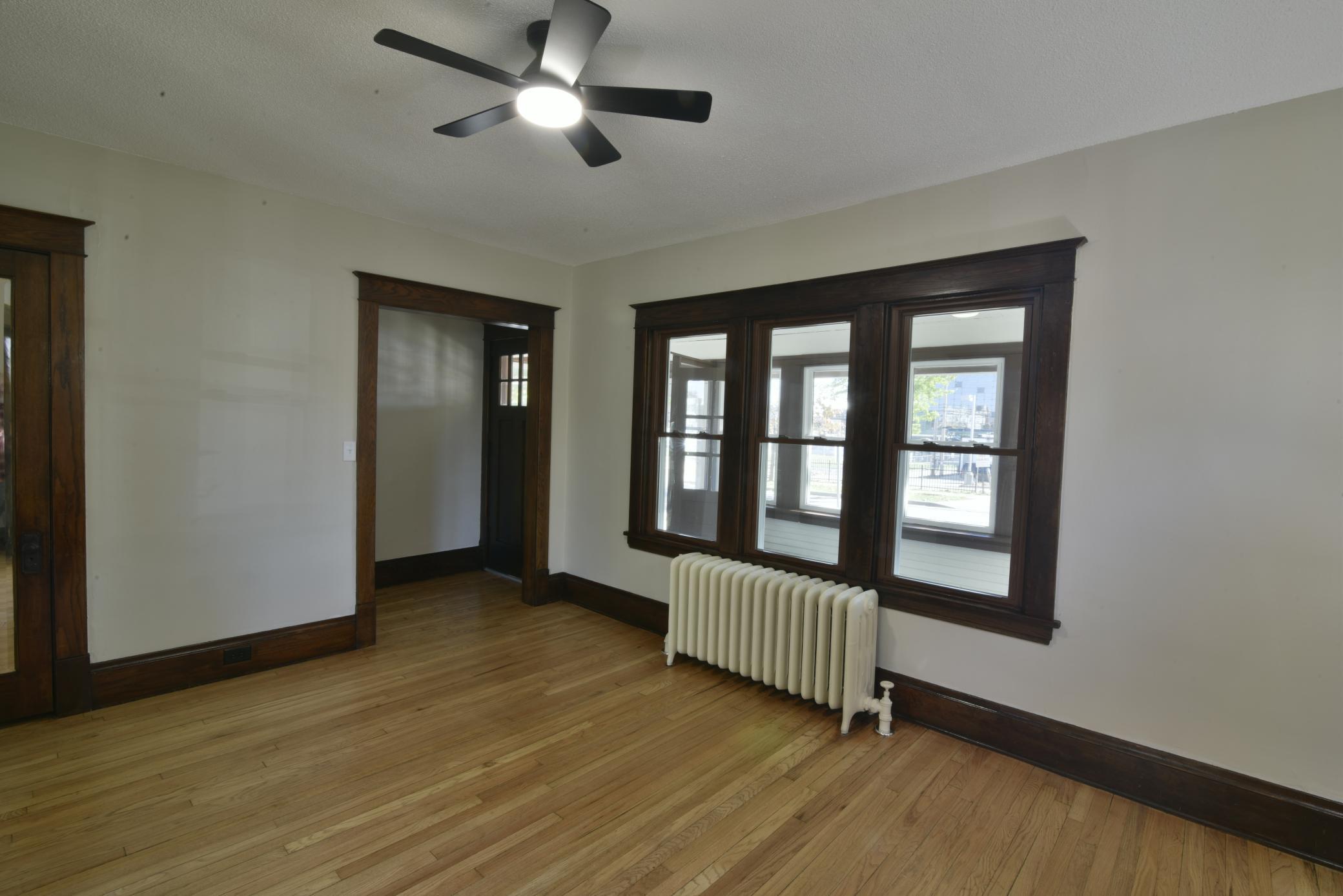 View of Residential Income at 1603 Sherburne Avenue, Saint Paul MN 55104, Saint Paul (8 of 33) - Mike Wilen | Minnesota Team Real Estate