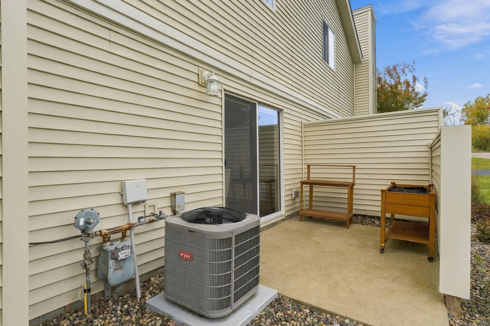 View of Residential at 7019 49th Street, Oakdale MN 55128, Oakdale (23 of 24) - Mike Wilen | Minnesota Team Real Estate