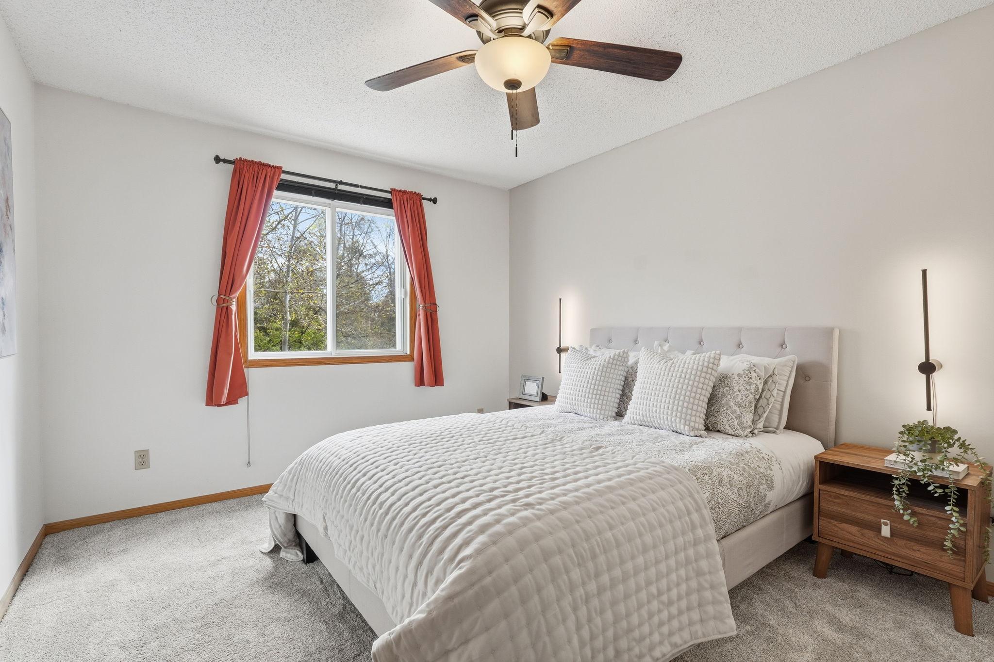 View of Residential at 7019 49th Street, Oakdale MN 55128, Oakdale (15 of 24) - Mike Wilen | Minnesota Team Real Estate