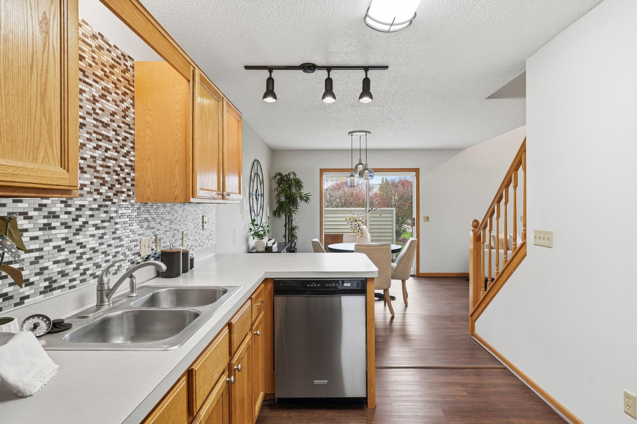 View of Residential at 7019 49th Street, Oakdale MN 55128, Oakdale (9 of 24) - Mike Wilen | Minnesota Team Real Estate
