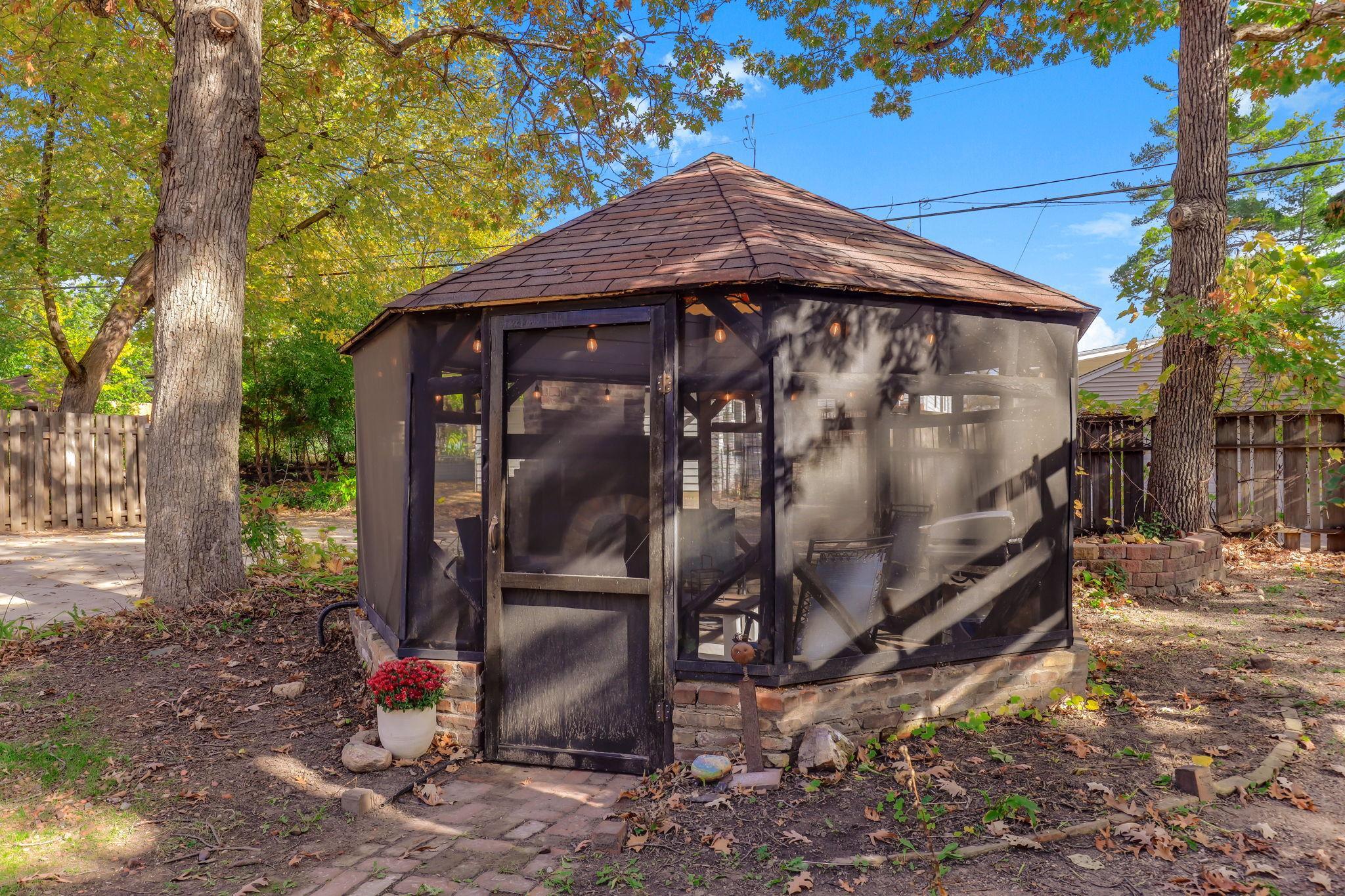 View of Residential at 3316 Chowen Avenue, Robbinsdale MN 55422, Robbinsdale (38 of 46) - Mike Wilen | Minnesota Team Real Estate