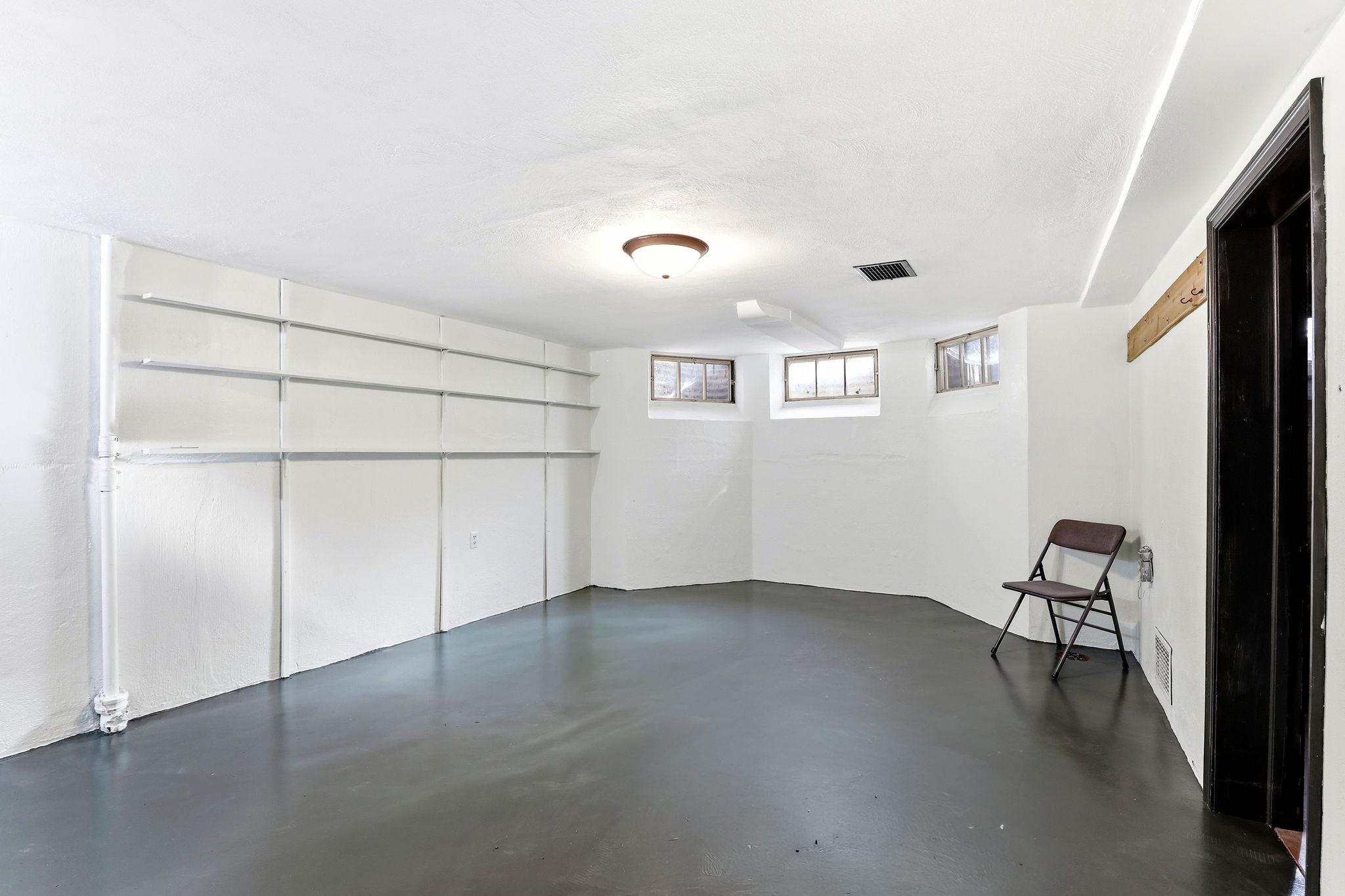 View of Residential at 3316 Chowen Avenue, Robbinsdale MN 55422, Robbinsdale (27 of 46) - Mike Wilen | Minnesota Team Real Estate